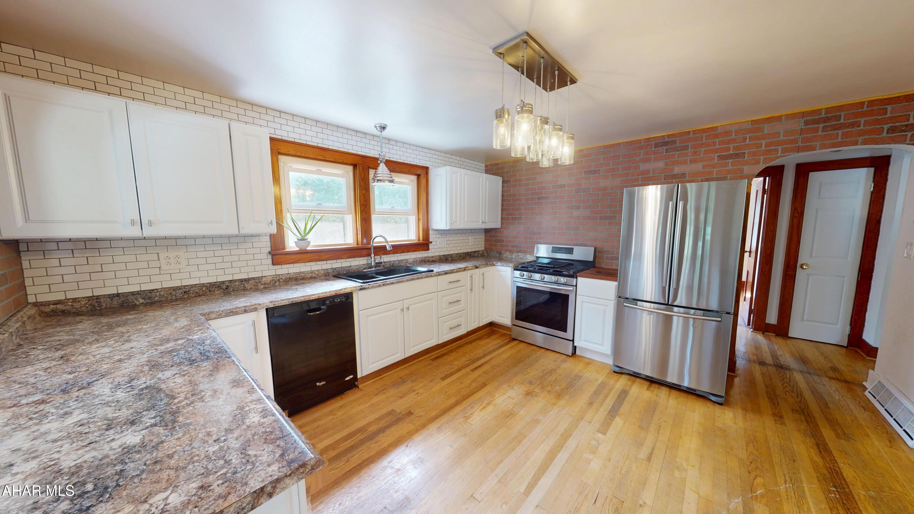 Sinking Valley - Residential