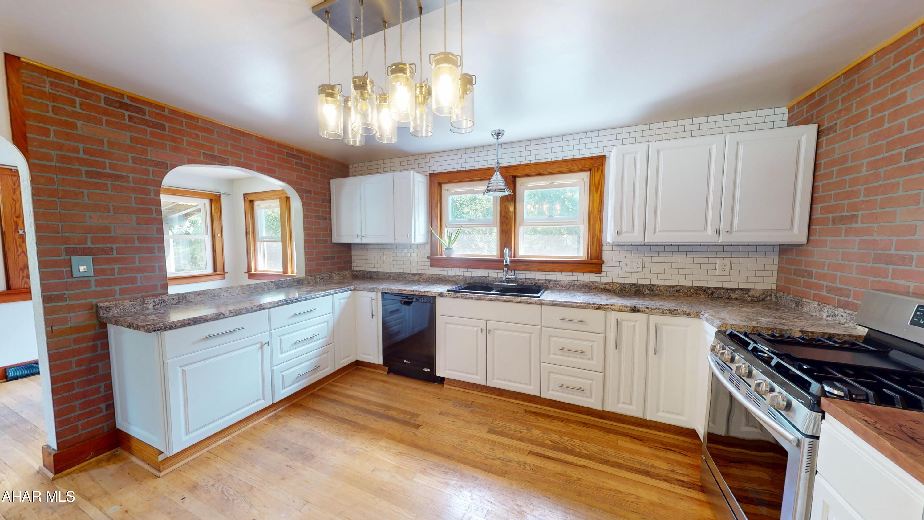 Sinking Valley - Residential