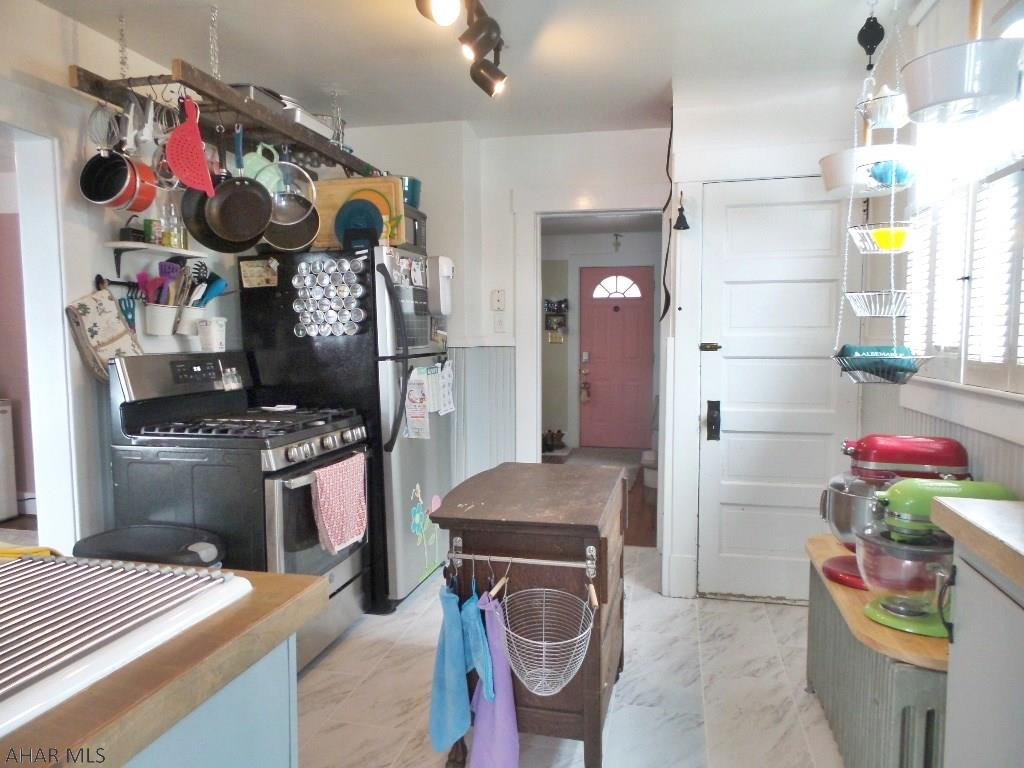 Unknown - Residential