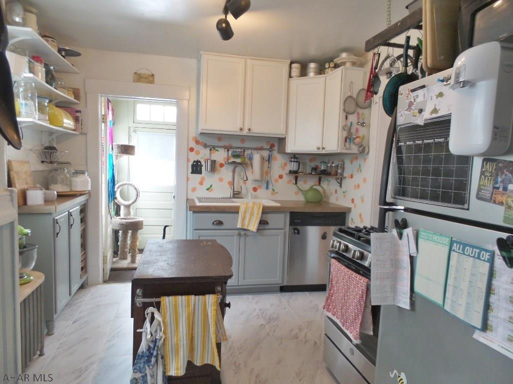 Unknown - Residential