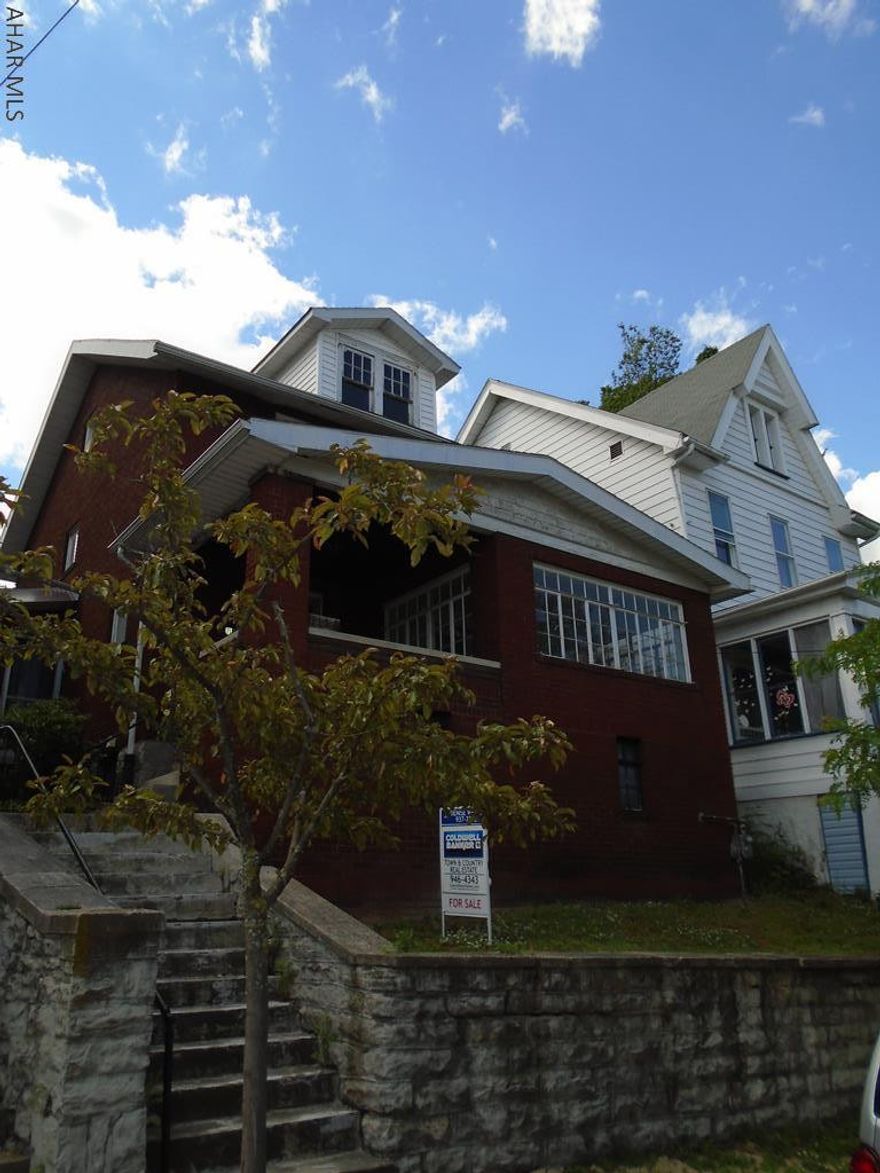 Come take a look at this 2 story brick home in Altoona. 3 Bedroom 1 Bath. Spacious rooms. Fireplace. Large yard with 3 car garage.