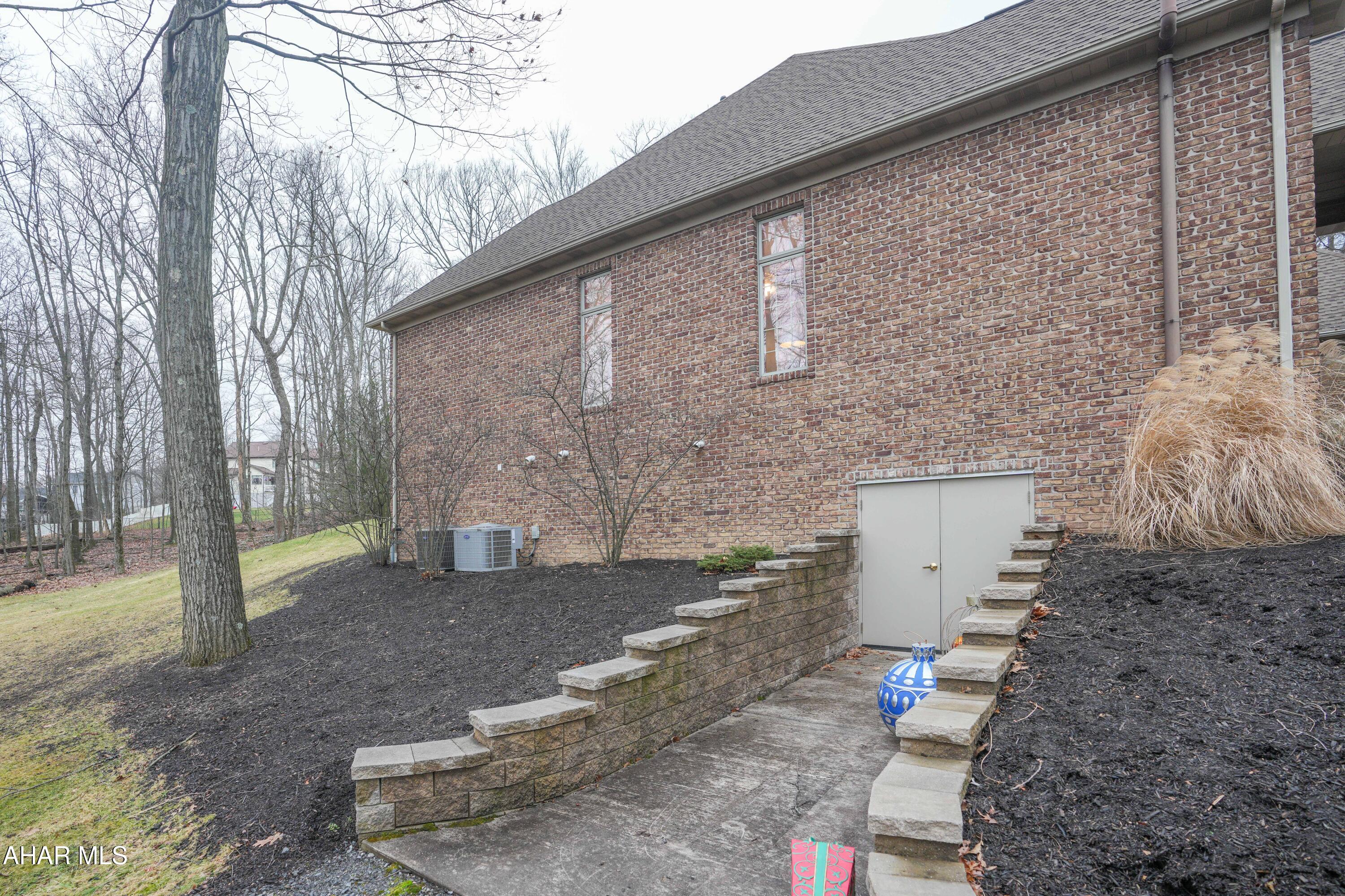 Stonehedge - Residential