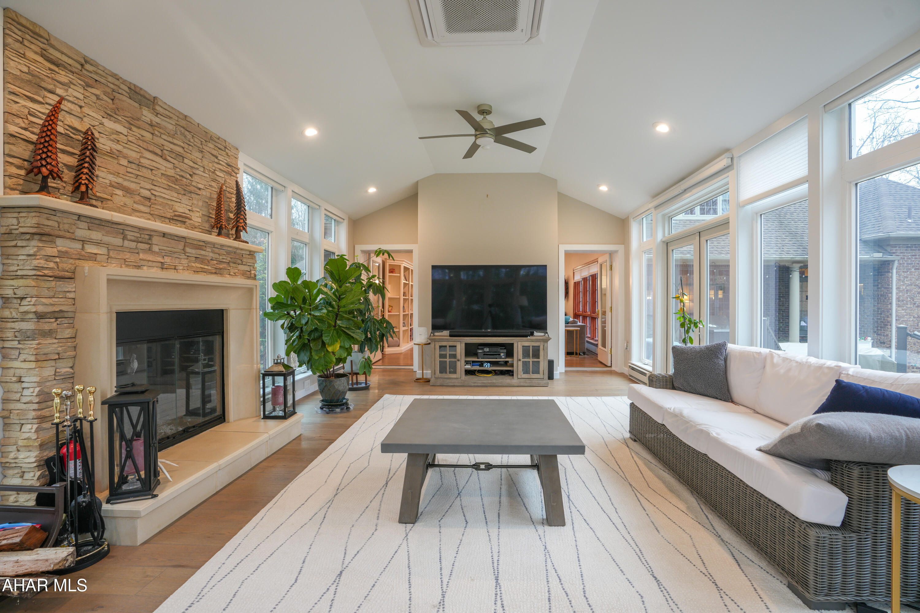 Stonehedge - Residential