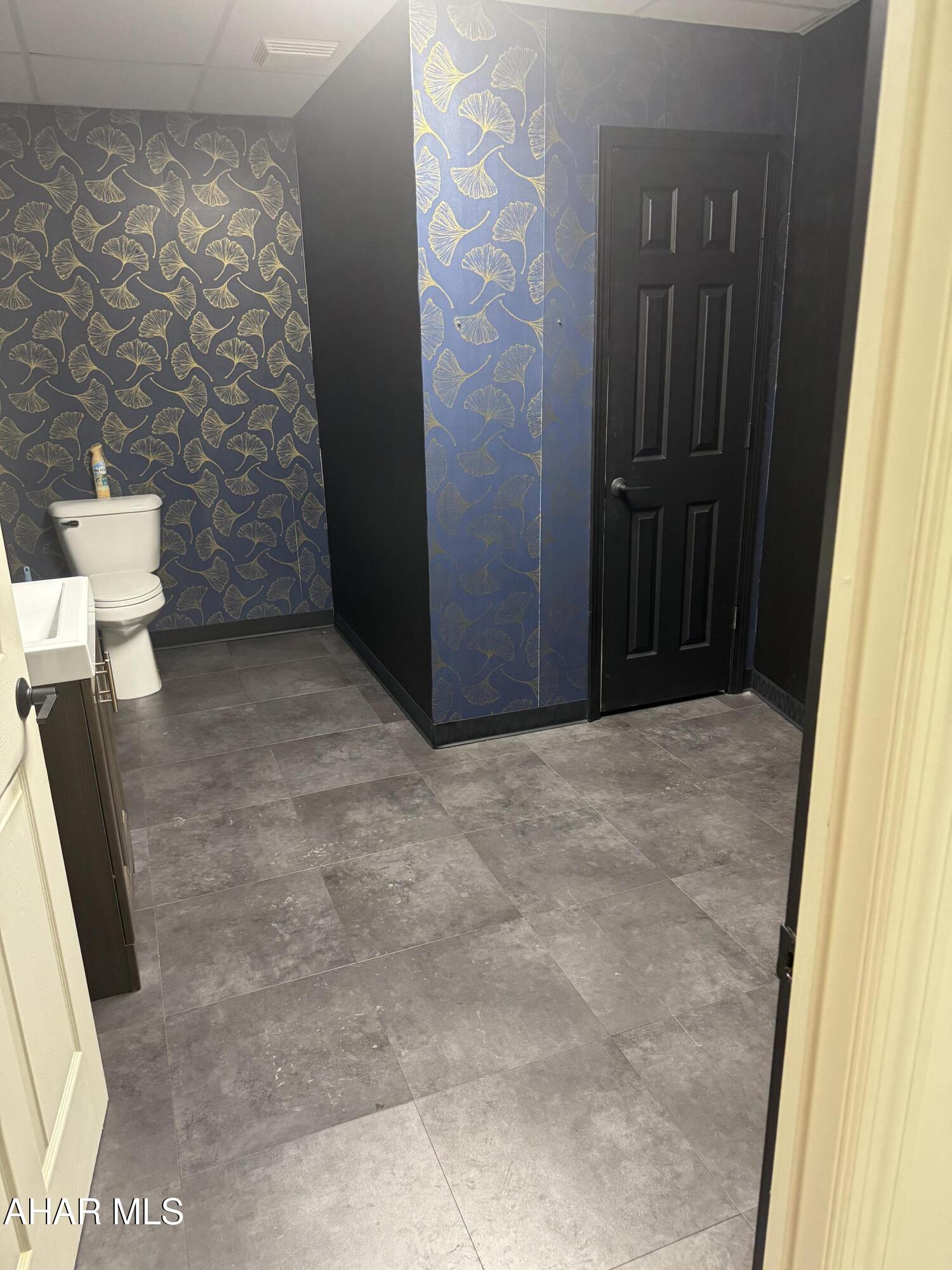 None - Commercial Lease