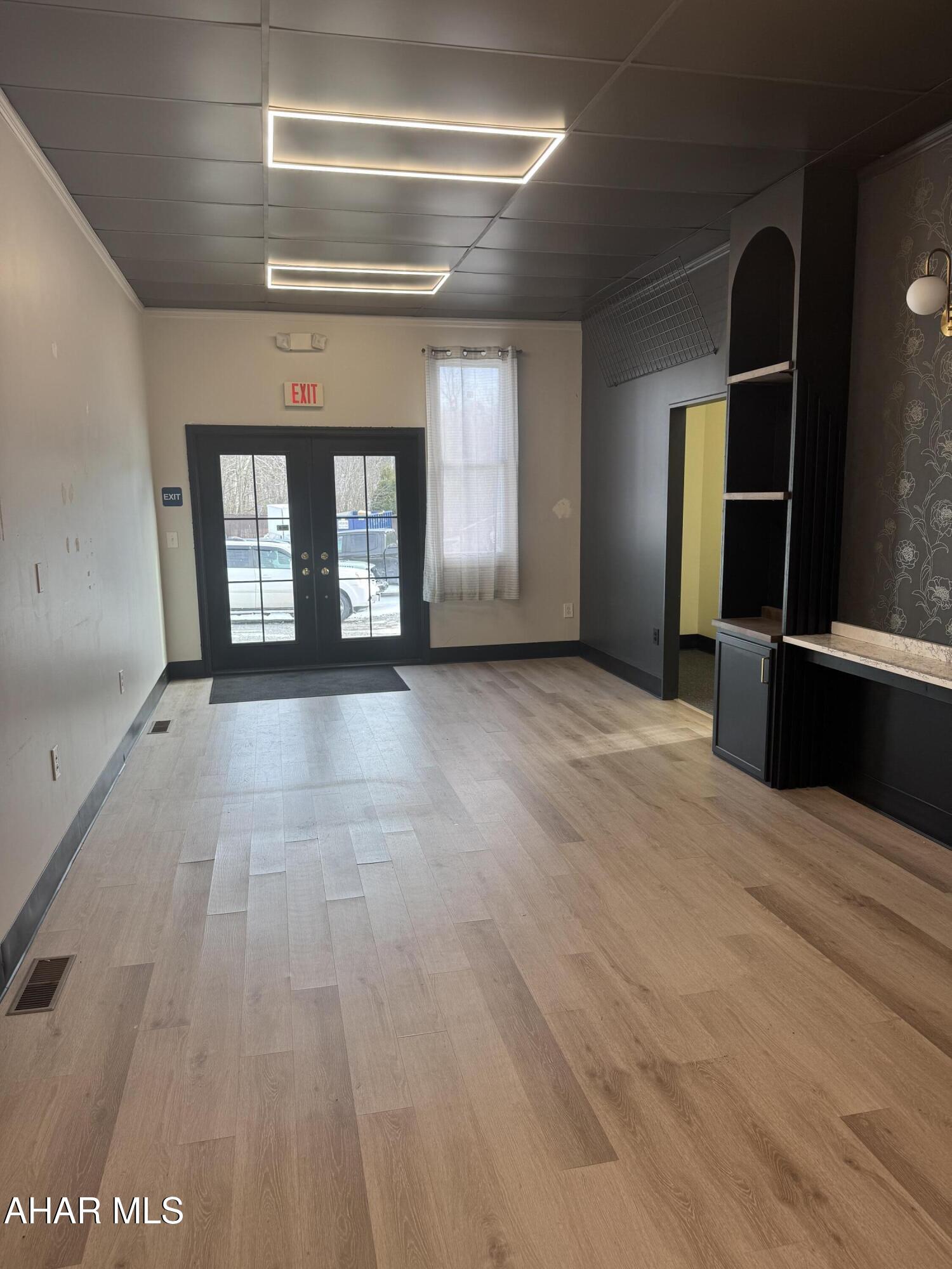 None - Commercial Lease