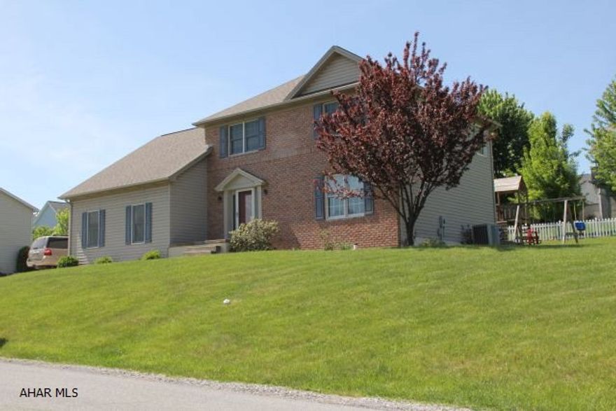 Beautiful 4 bedroom, 2 story in Penn Farms. Large rooms, eat-in kitchen overlooking family room. Ready for summer entertaining.