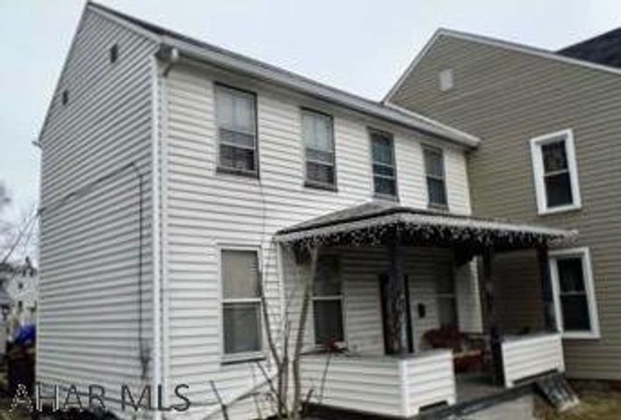 Looking for a rental or flip project? This one has some really great features: Big flat yard that is partially fenced, off street parking, 1 car garage, vinyl windows and siding, decent roof, good sized rooms, updated bathroom with jetted tub. Kitchen needs some love, cabinets in kitchen stay but need installed. One bedroom needs drywall. With a little sweat this will be a producing rental property in no time!