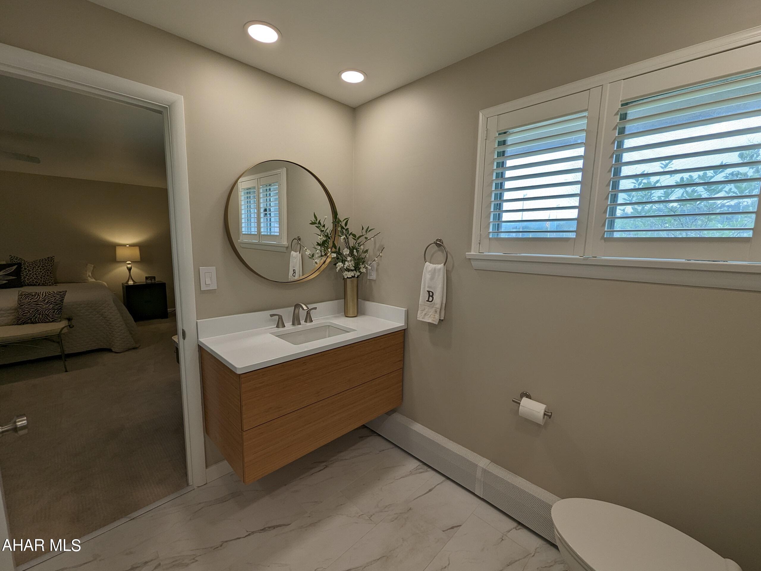 Baker Mansion - Residential