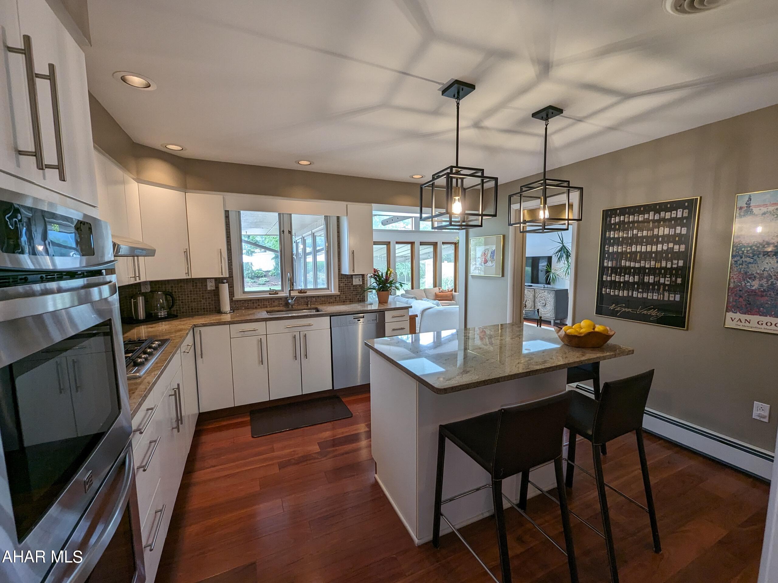 Baker Mansion - Residential