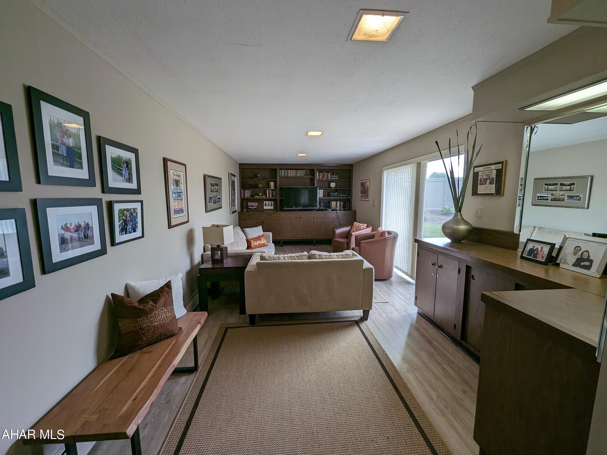 Baker Mansion - Residential