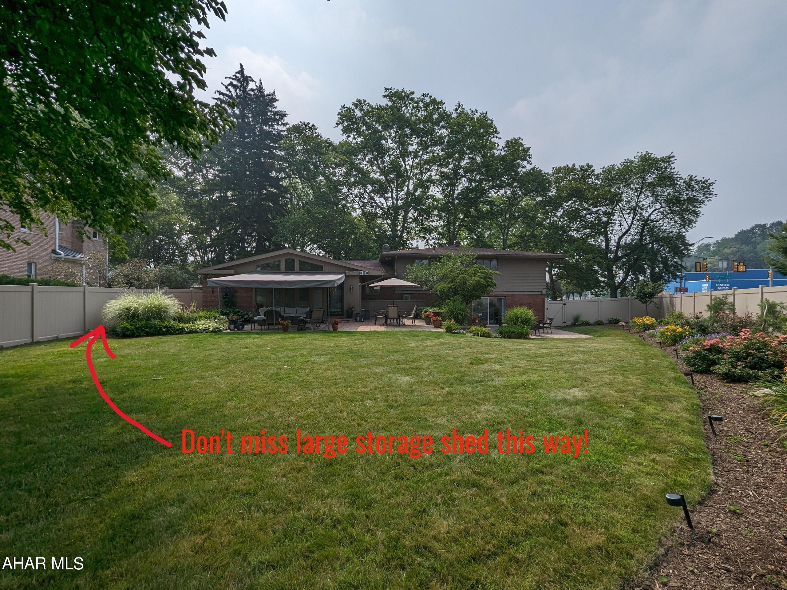 Baker Mansion - Residential