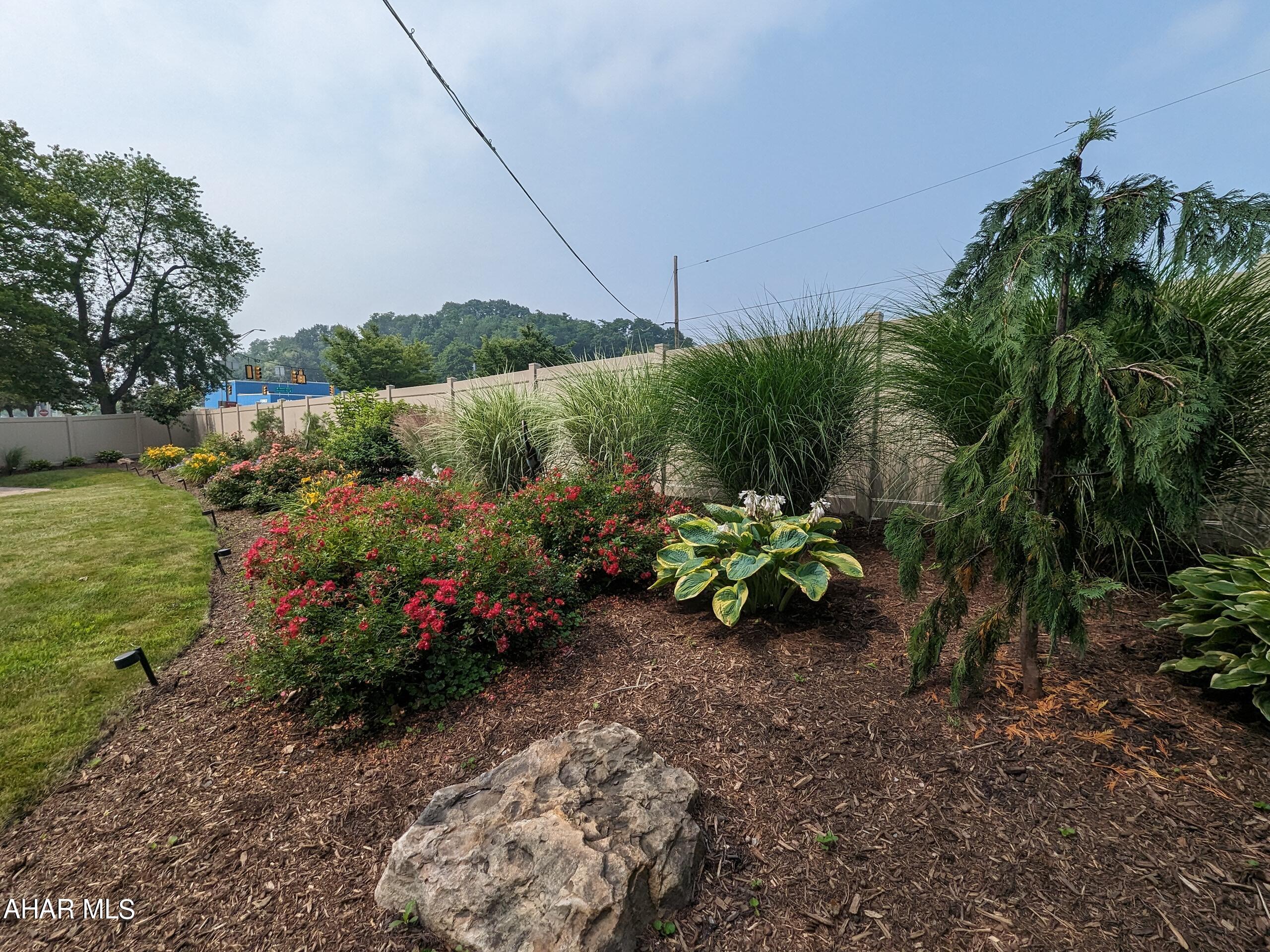 Baker Mansion - Residential