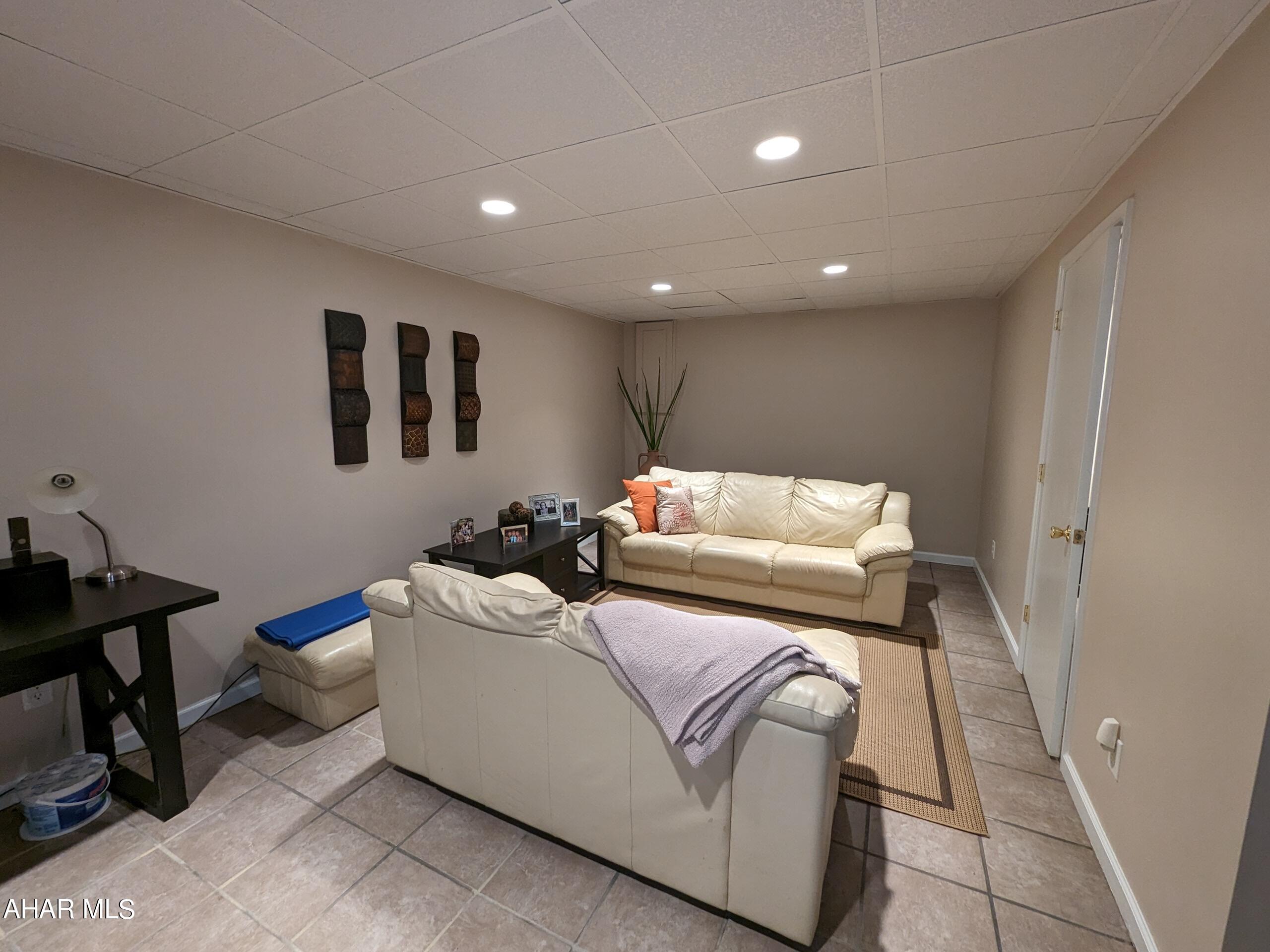 Baker Mansion - Residential