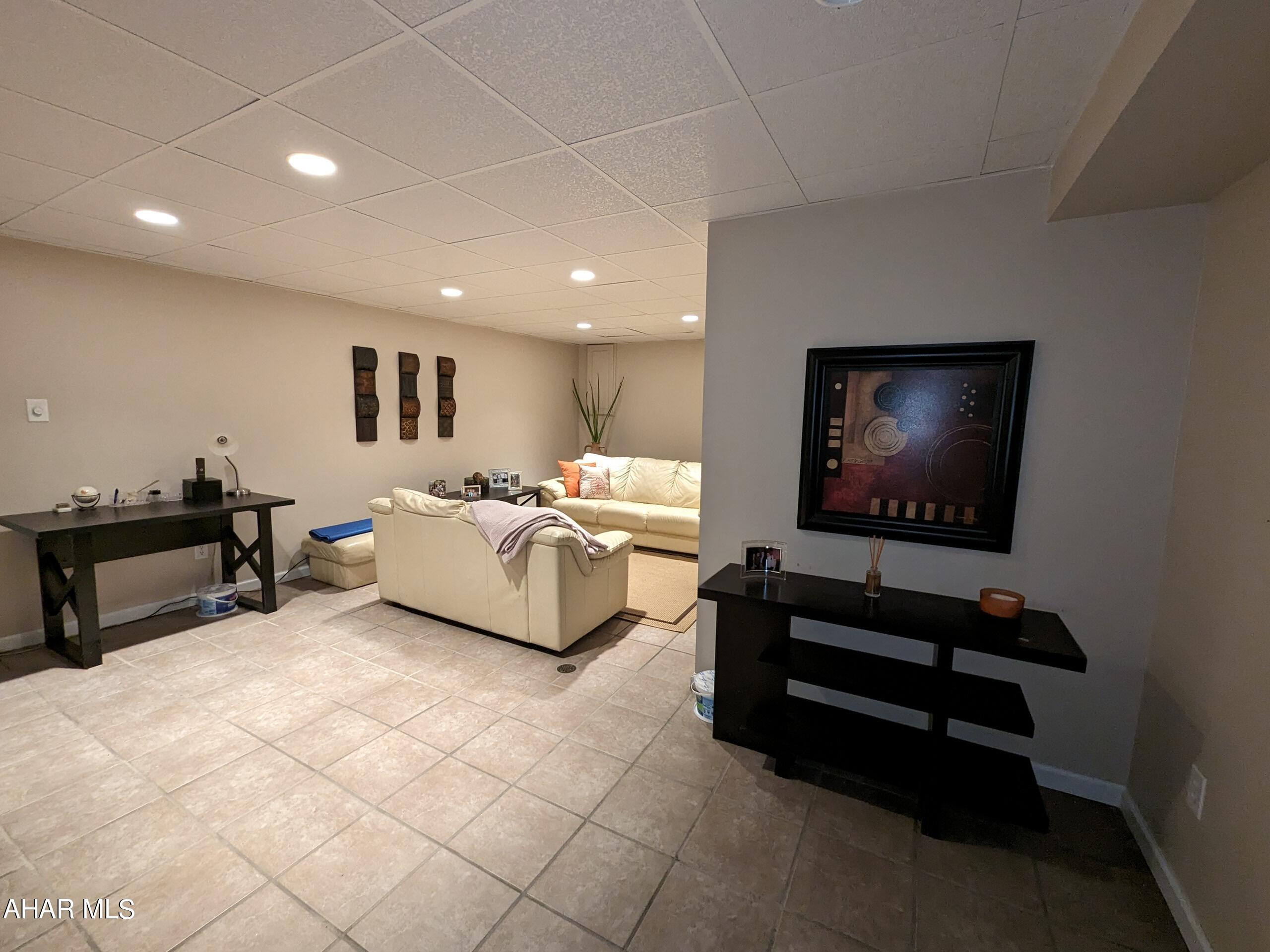 Baker Mansion - Residential