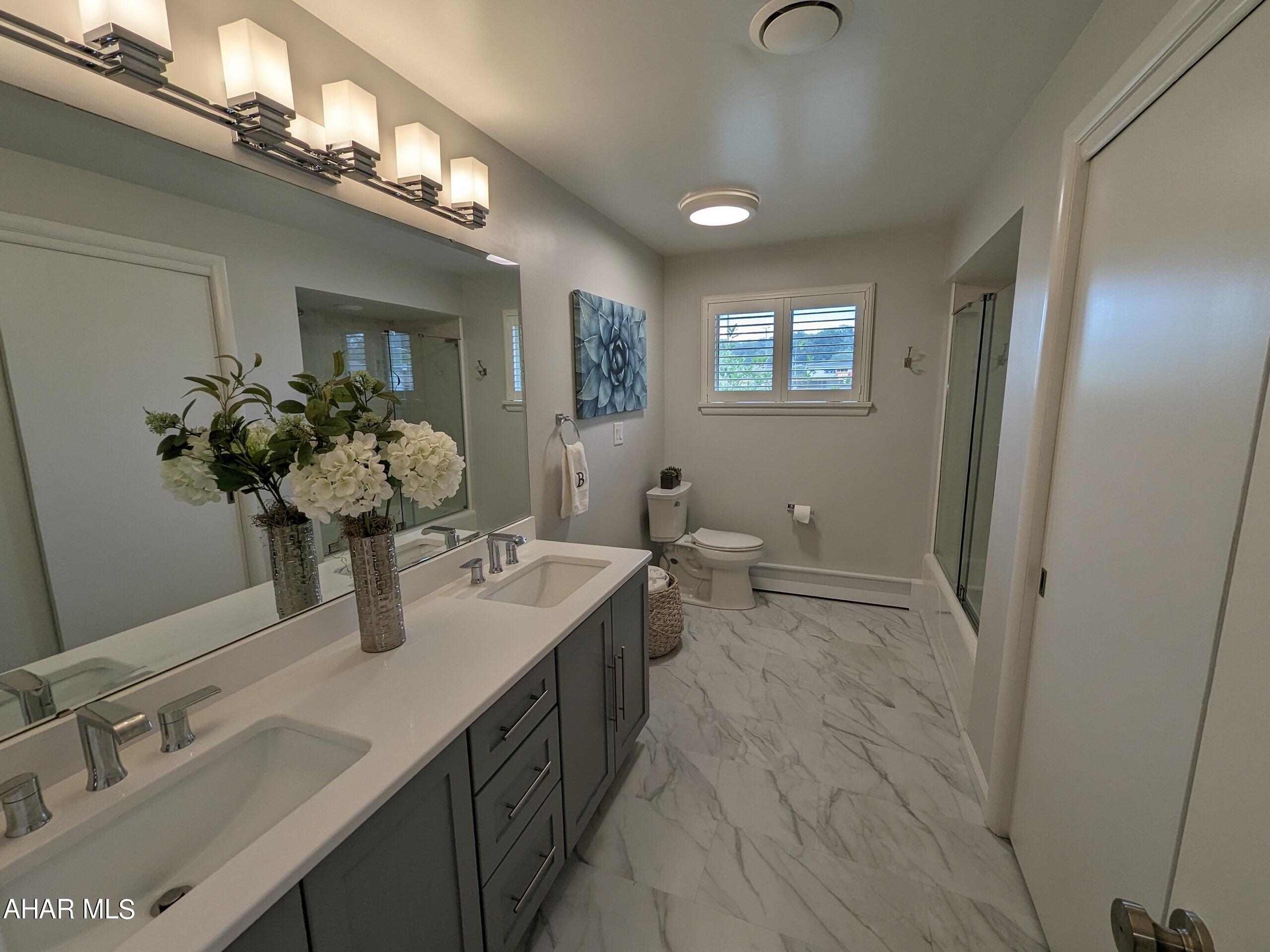 Baker Mansion - Residential