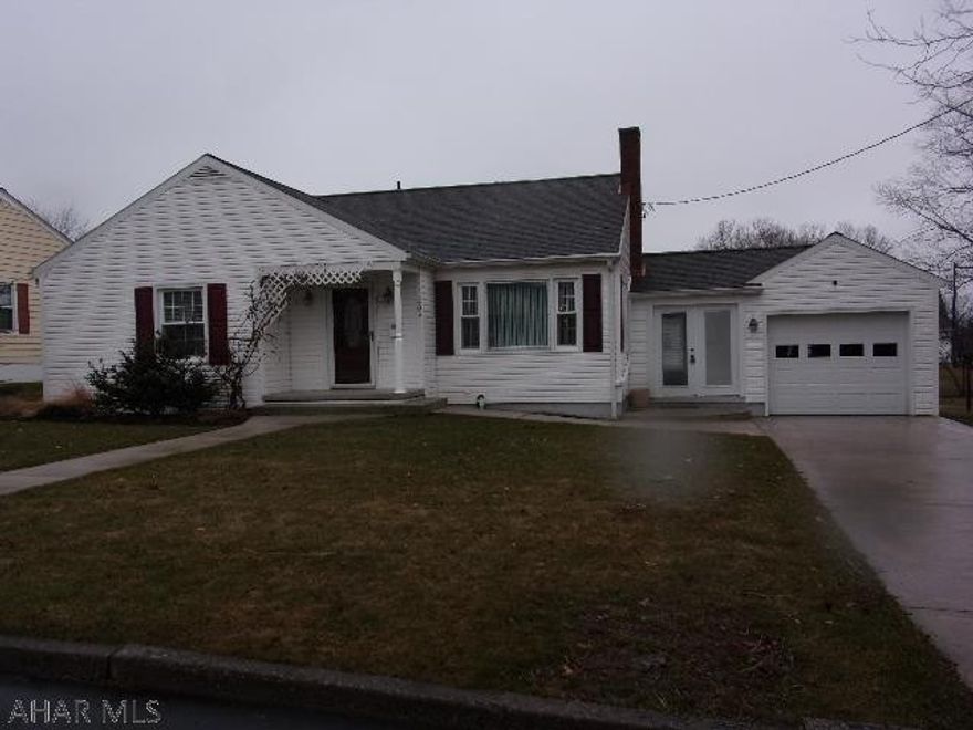 If you are looking for easy, one-story living in a home that has been lovingly cared for and tastefully refurbished, look no further.  This sweet ranch in the Borough of Martinsburg has a great level lot, maintenance free exterior, cozy breezeway and nicely decorated rooms.  Did we mention the stunning kitchen with granite counters and all appliances included?  Solid oak and Pergo flooring complete the fine characteristics of this great home.  Look forward to relaxing this summer, all the work's been done for you!