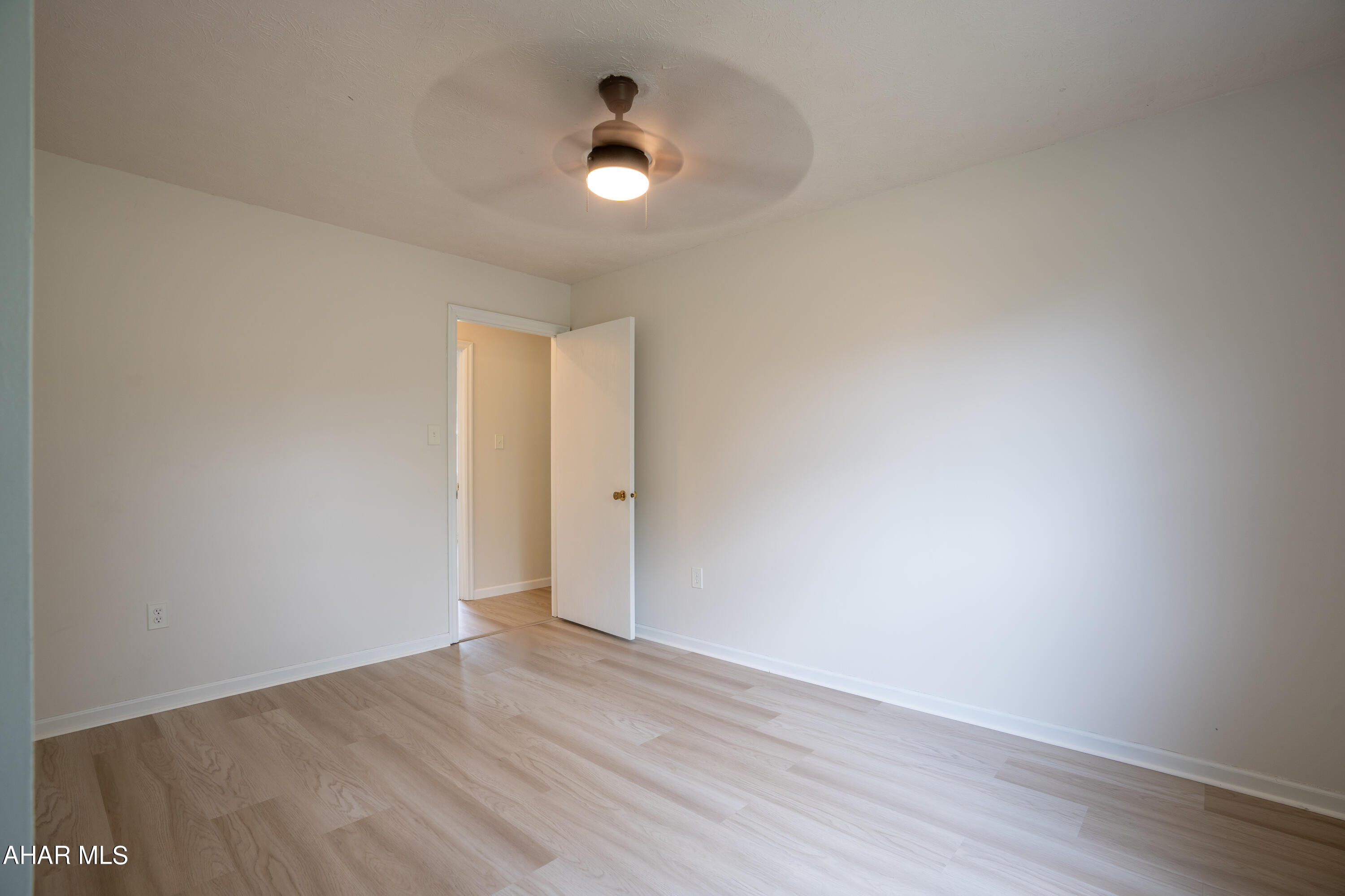 Rolling Hills - Residential