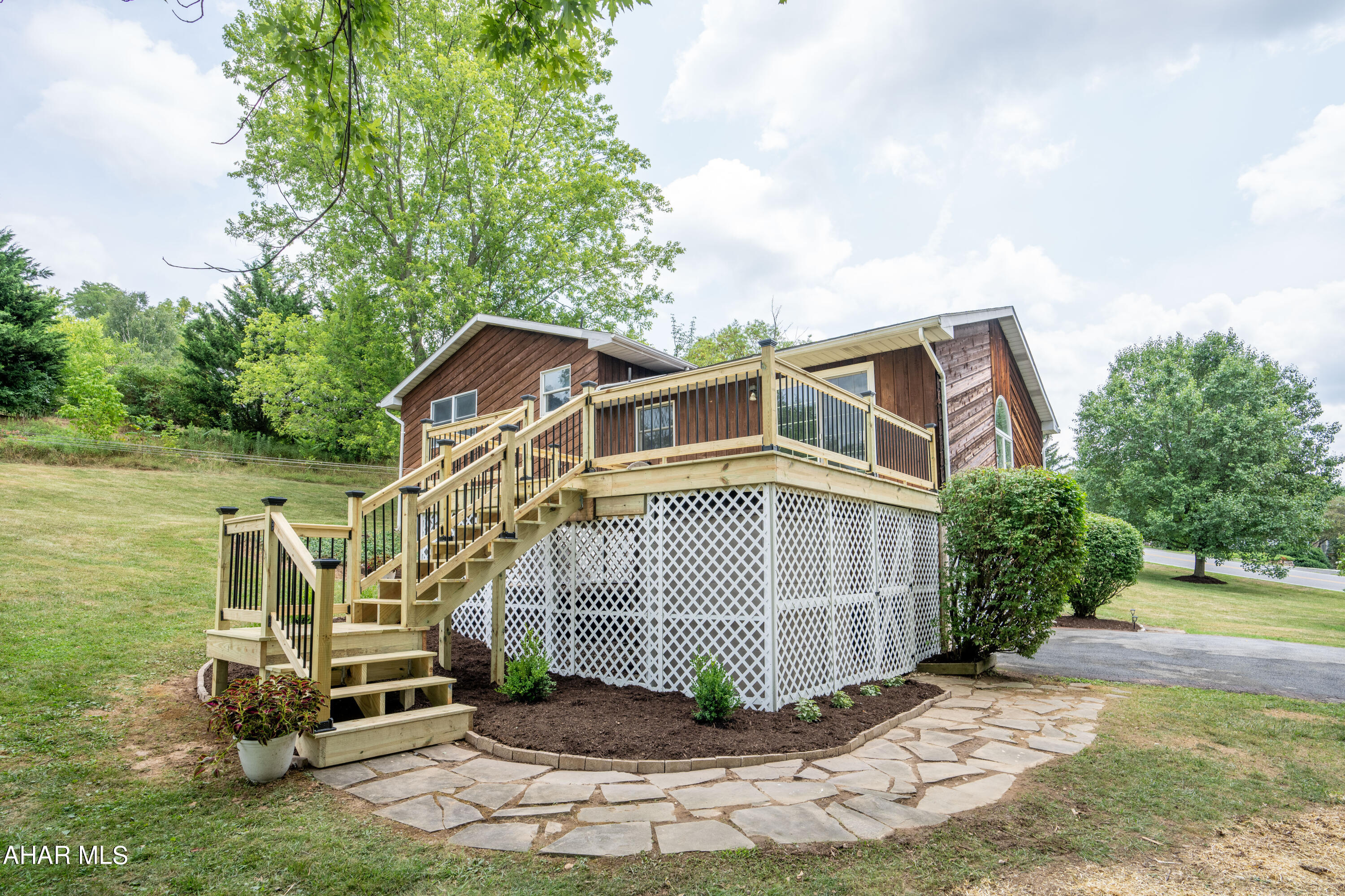 Rolling Hills - Residential