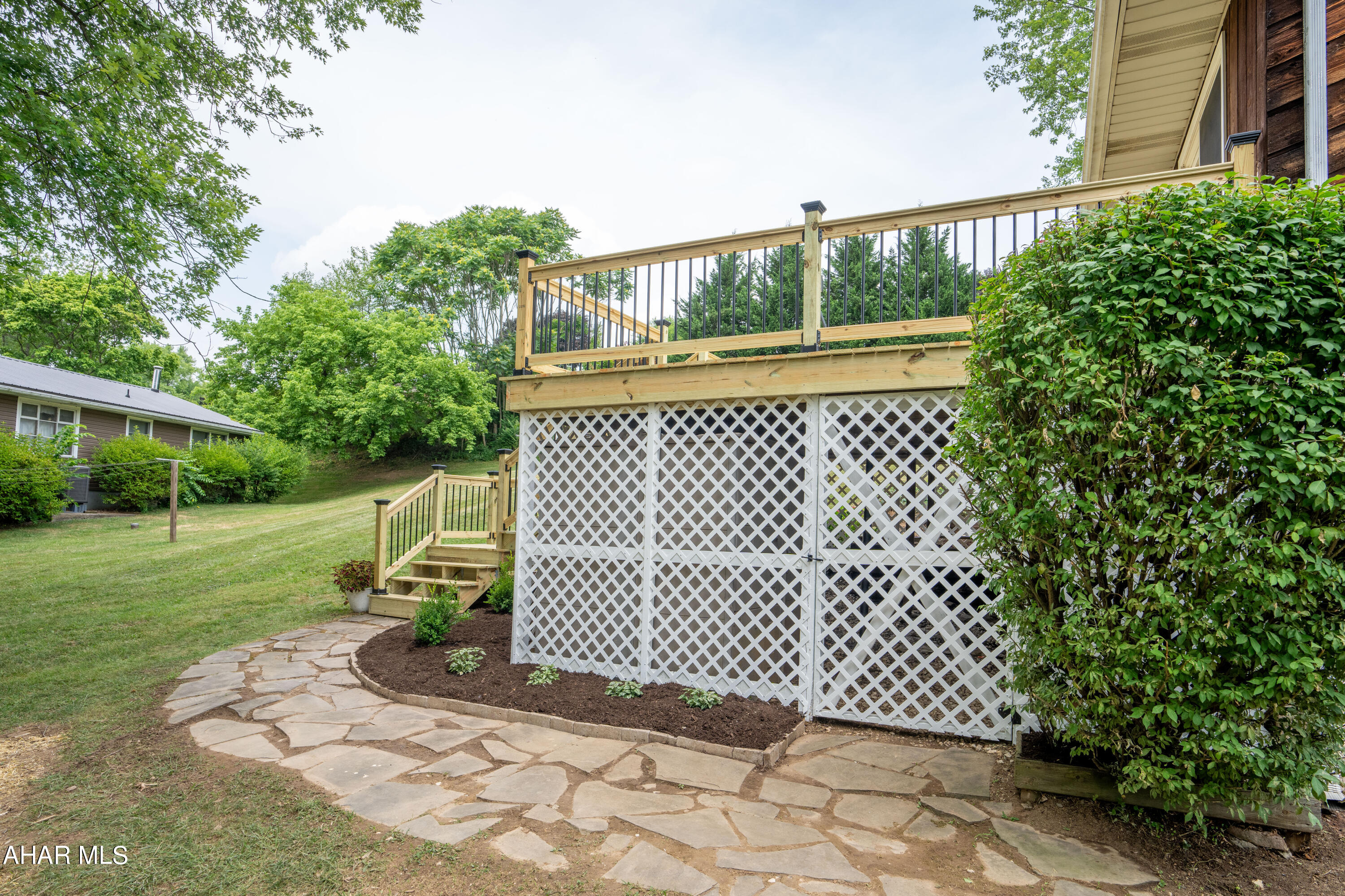 Rolling Hills - Residential