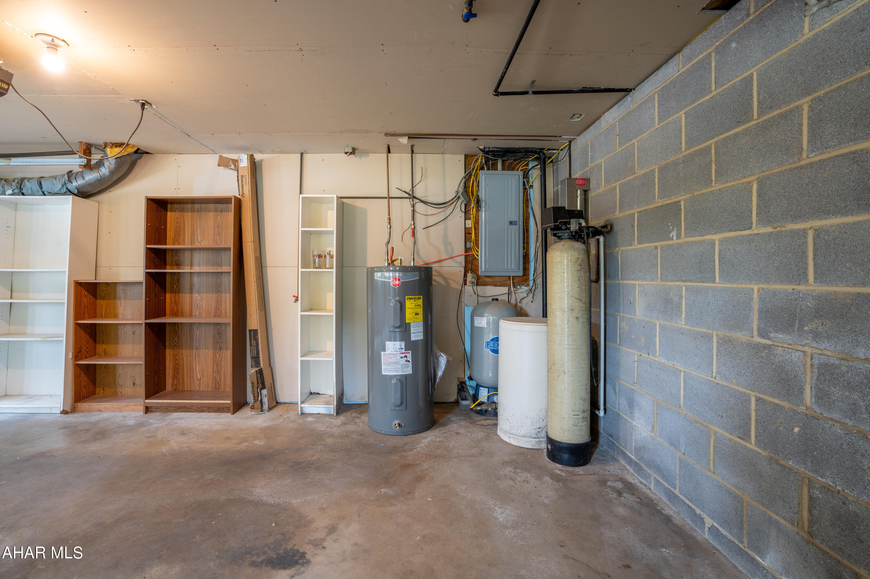 Rolling Hills - Residential