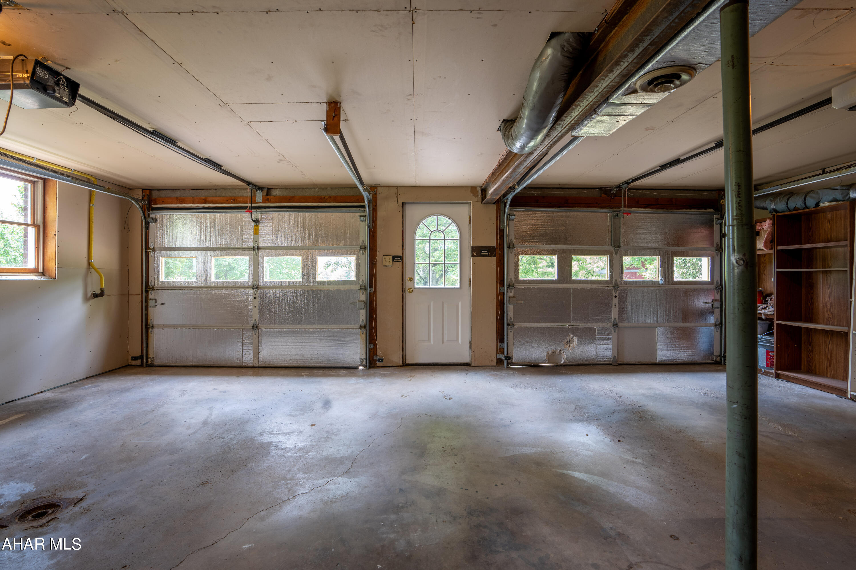 Rolling Hills - Residential