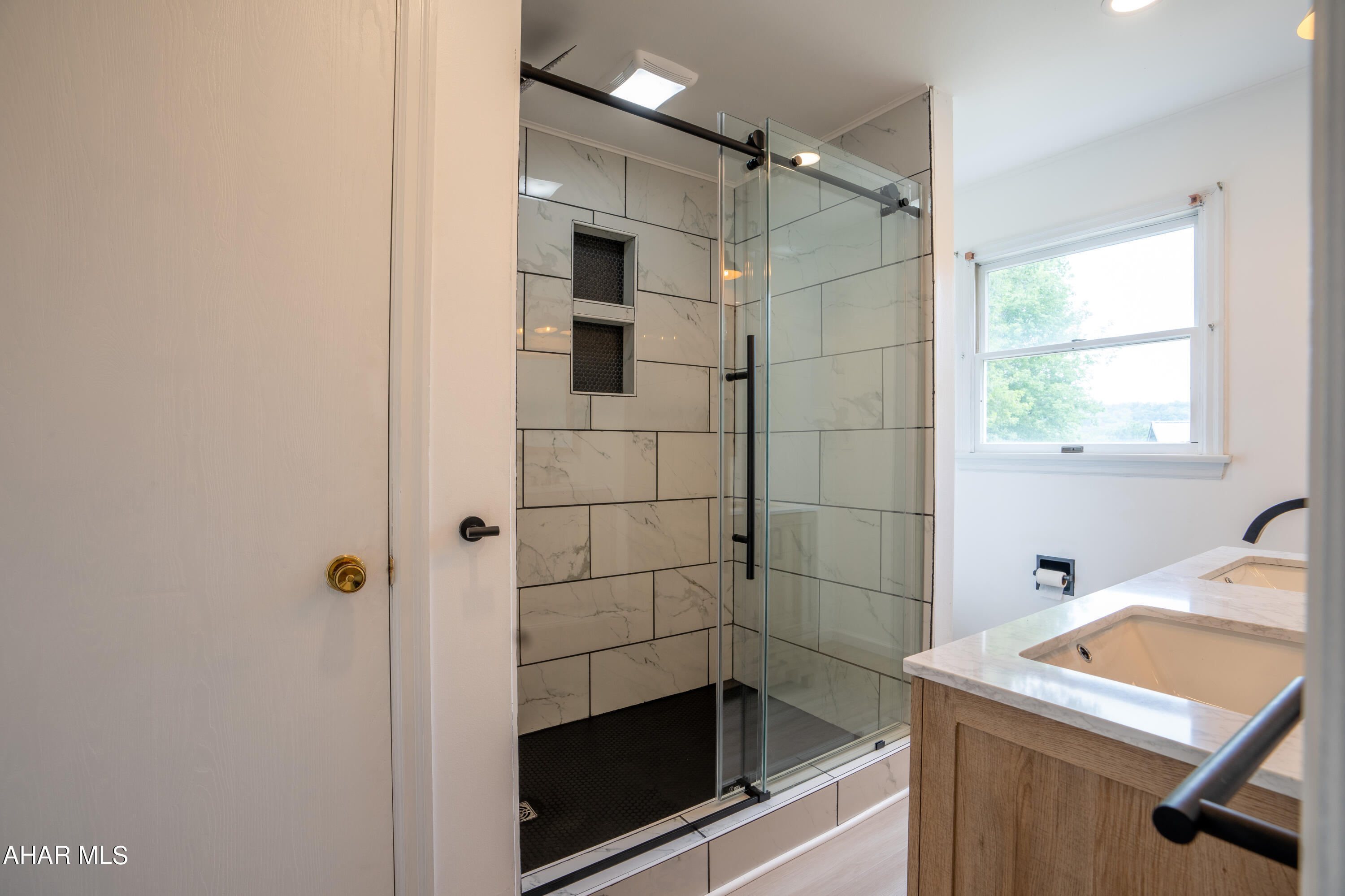 Rolling Hills - Residential