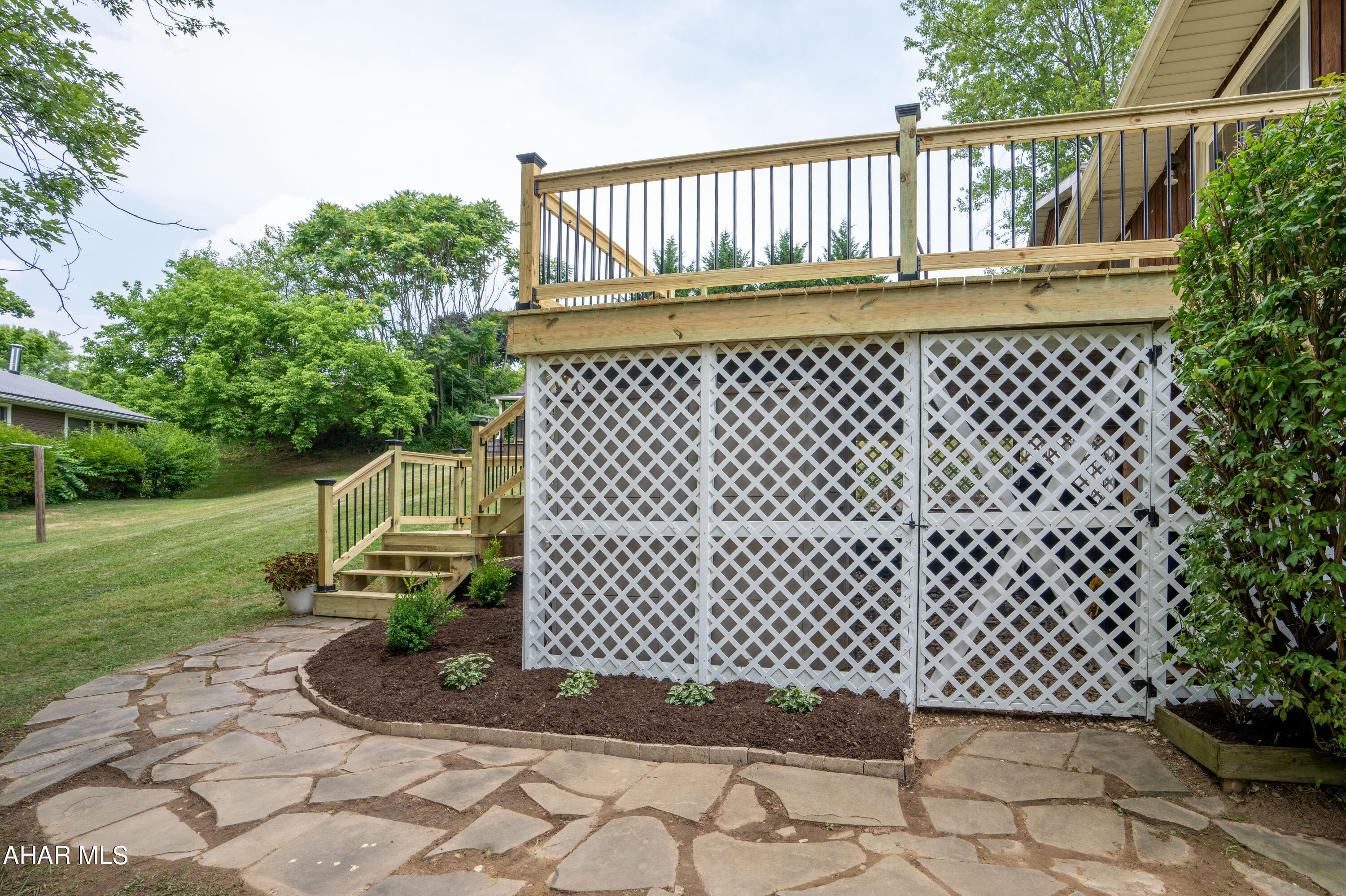 Rolling Hills - Residential