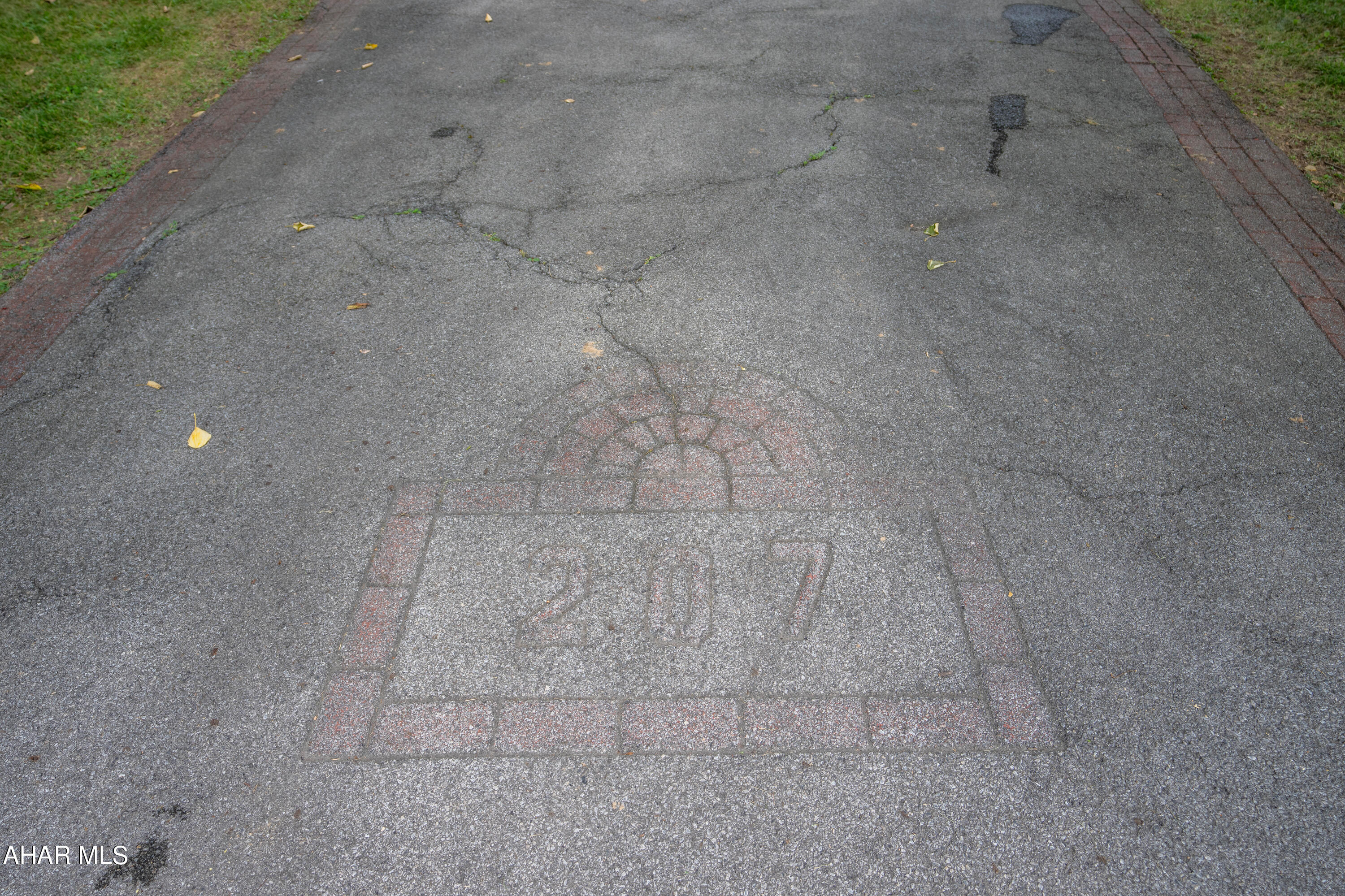 Rolling Hills - Residential