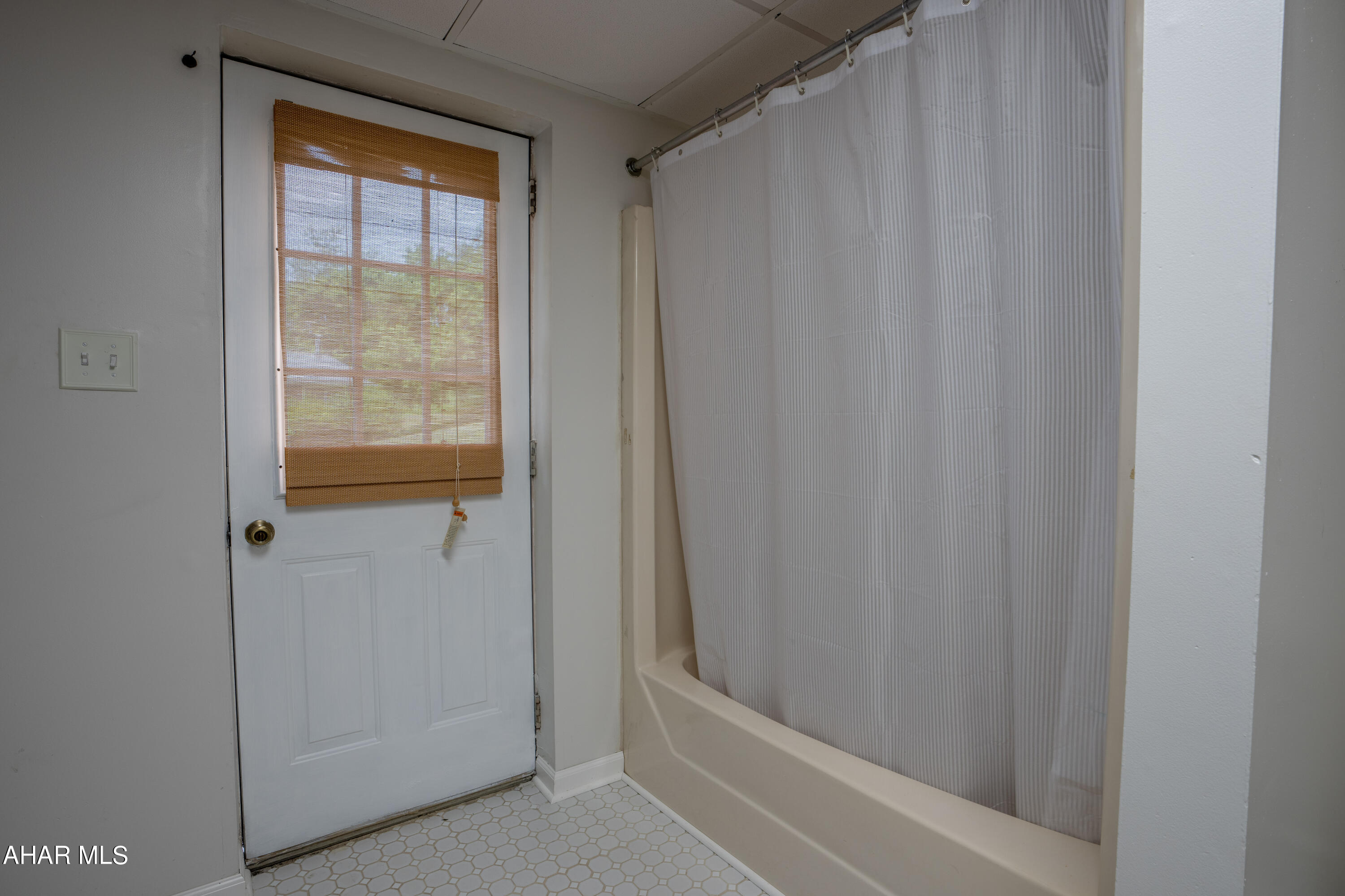 Rolling Hills - Residential