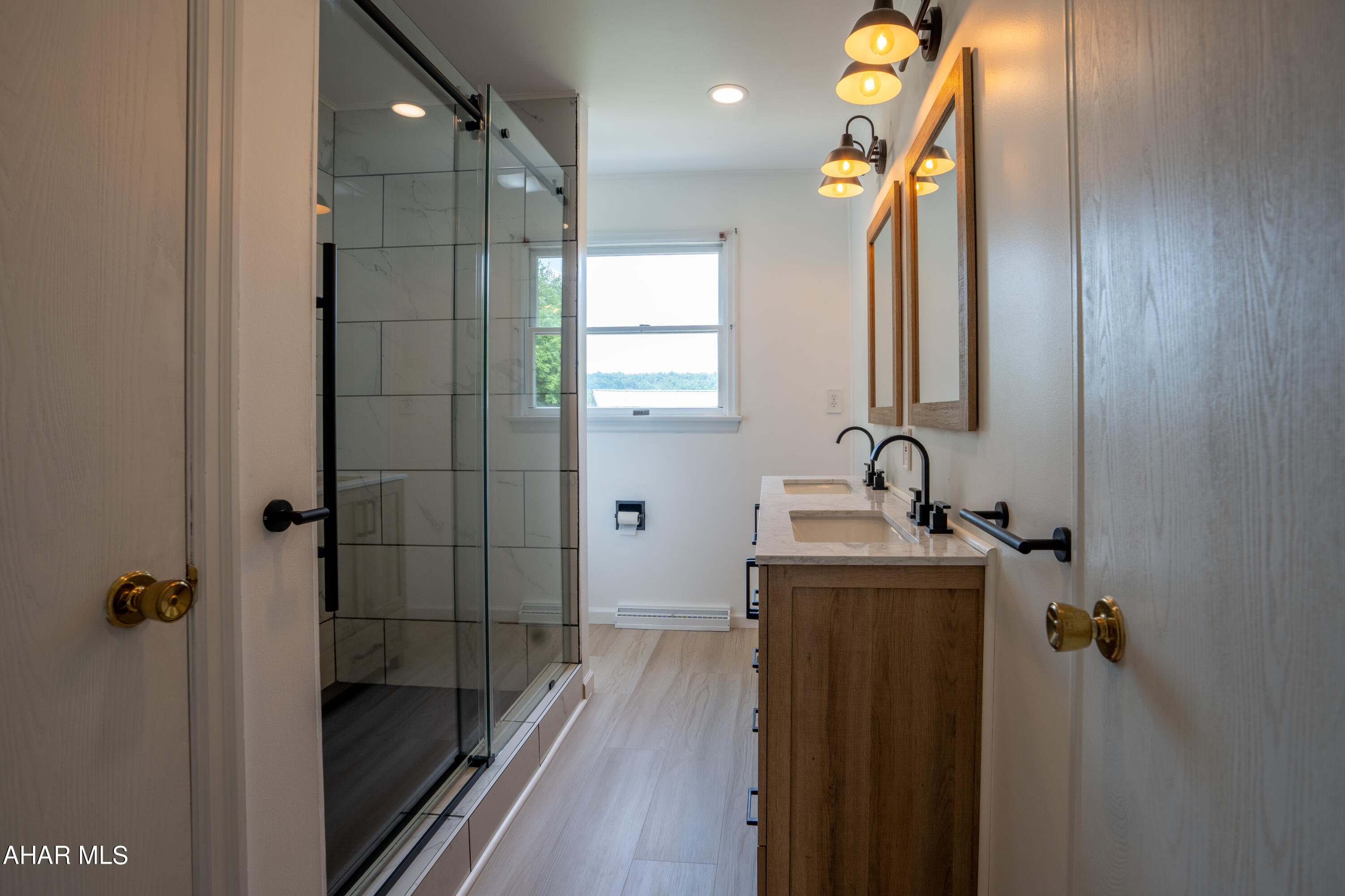 Rolling Hills - Residential