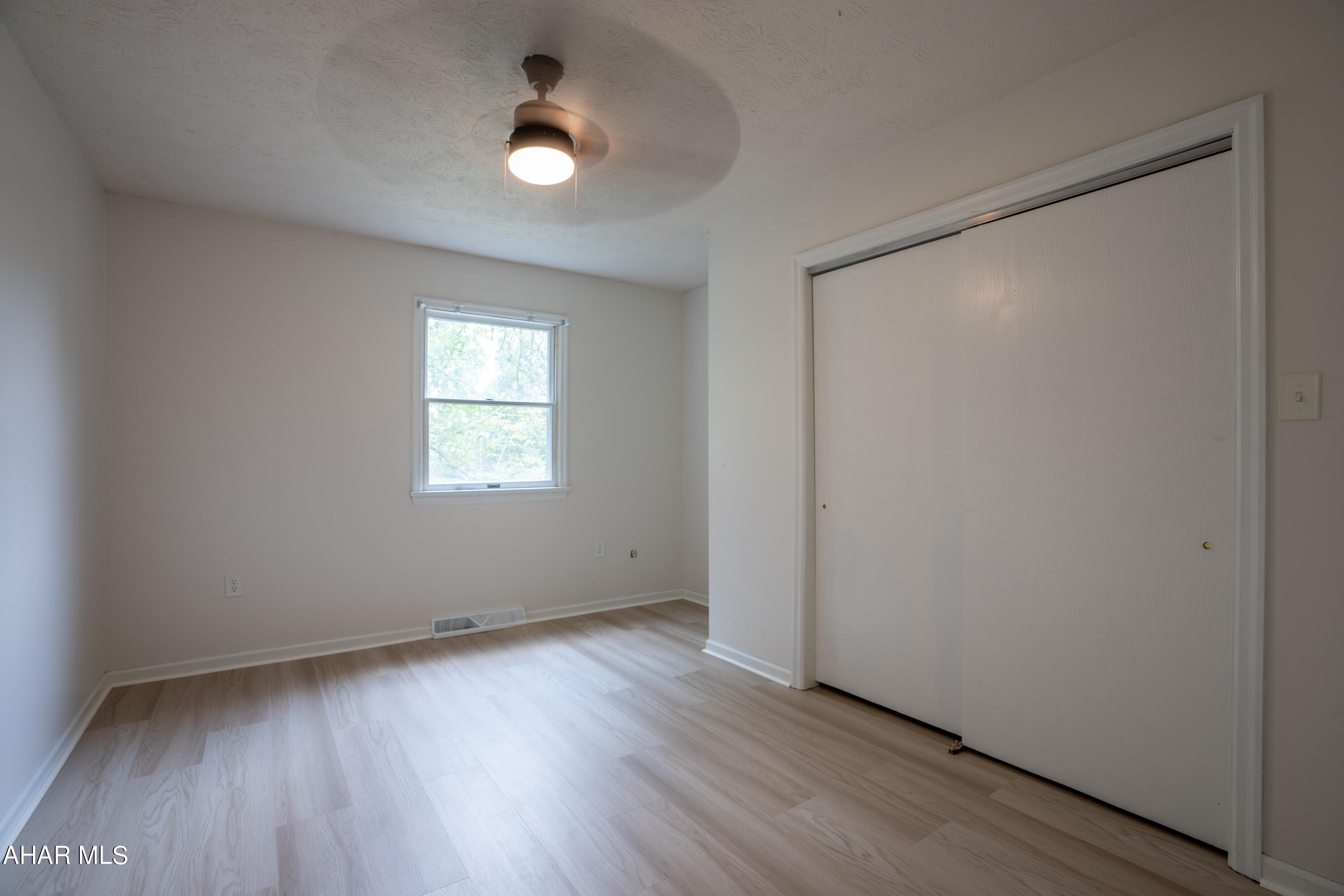 Rolling Hills - Residential