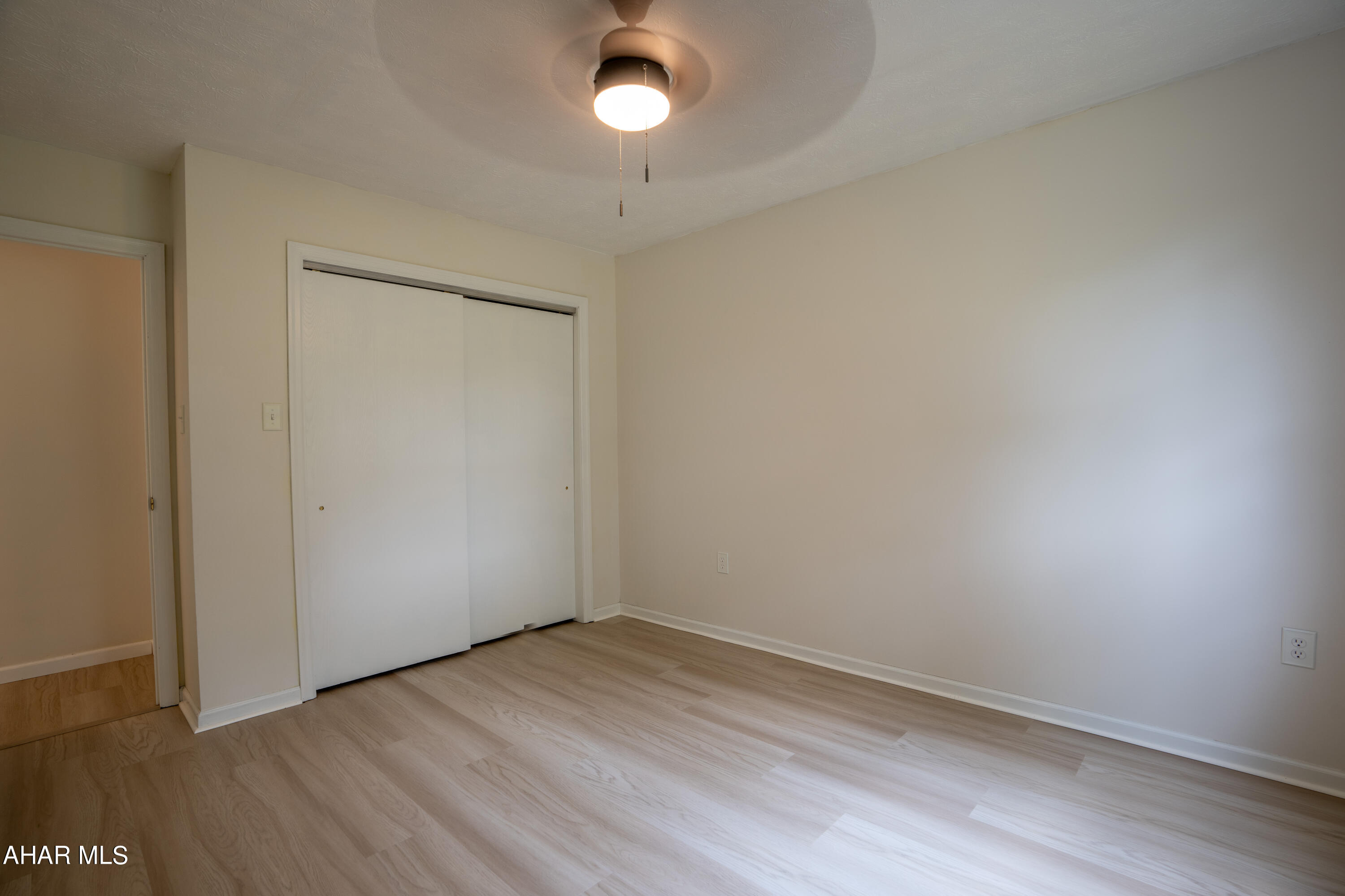 Rolling Hills - Residential