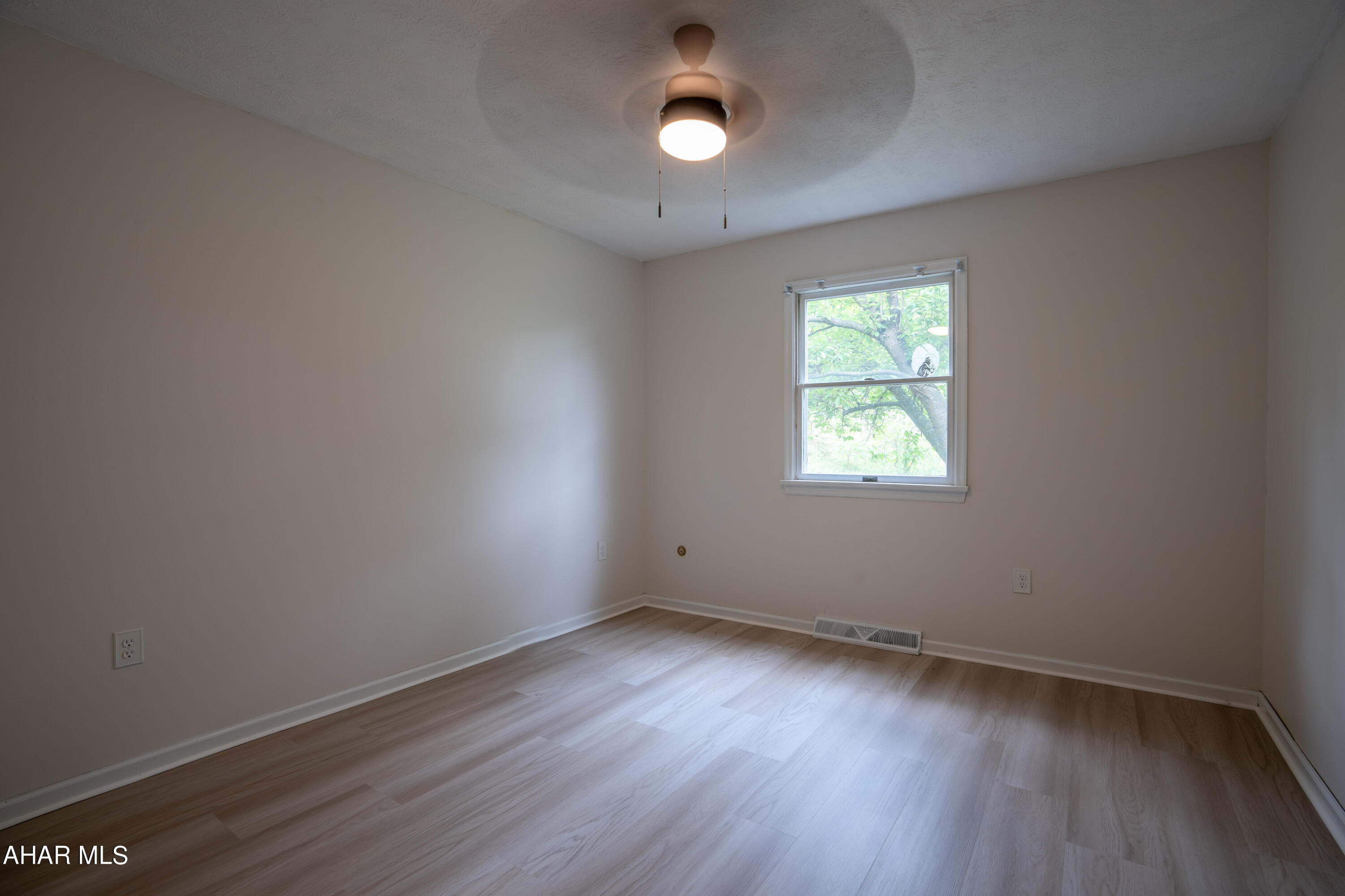 Rolling Hills - Residential