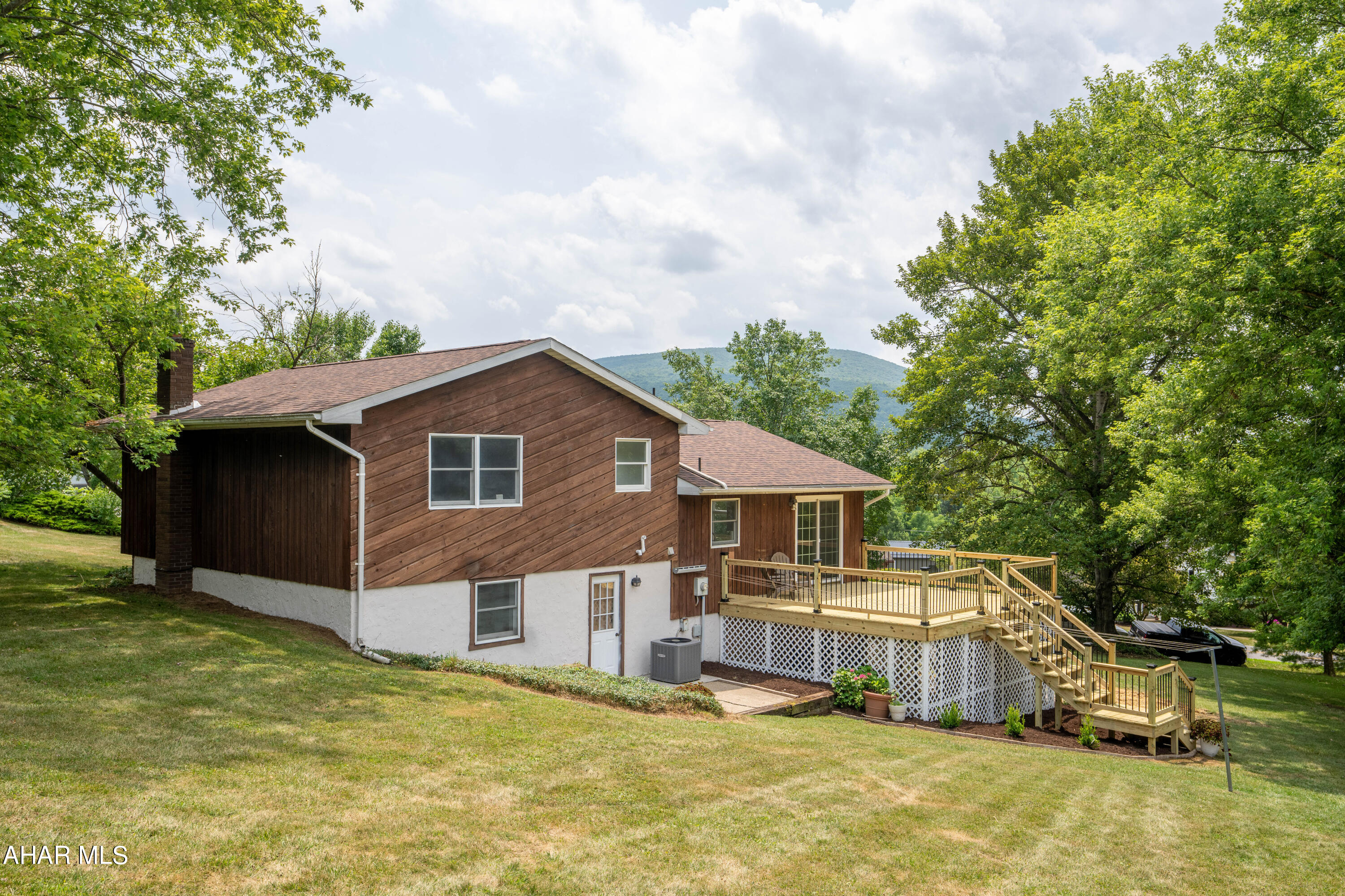 Rolling Hills - Residential