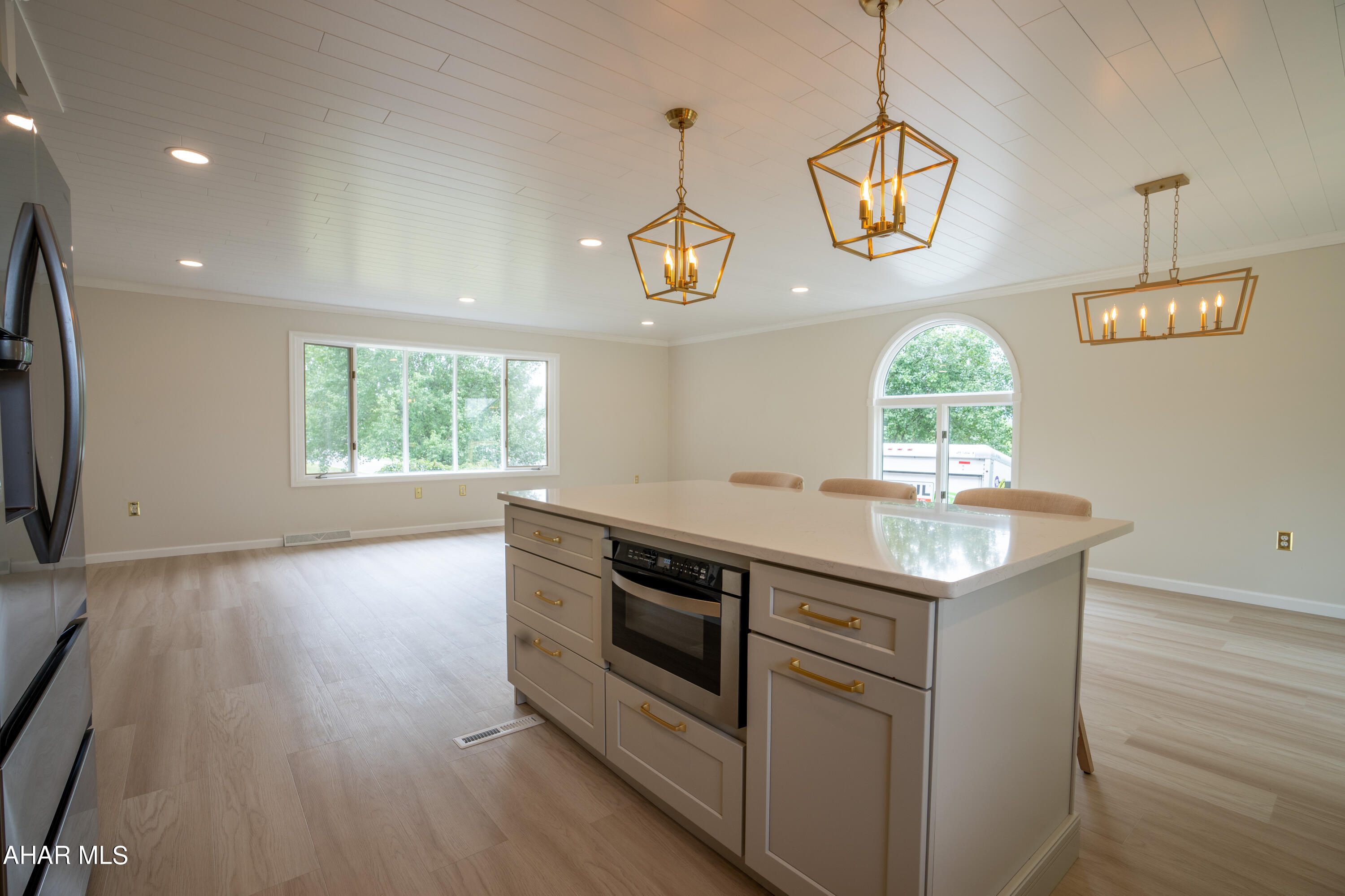 Rolling Hills - Residential