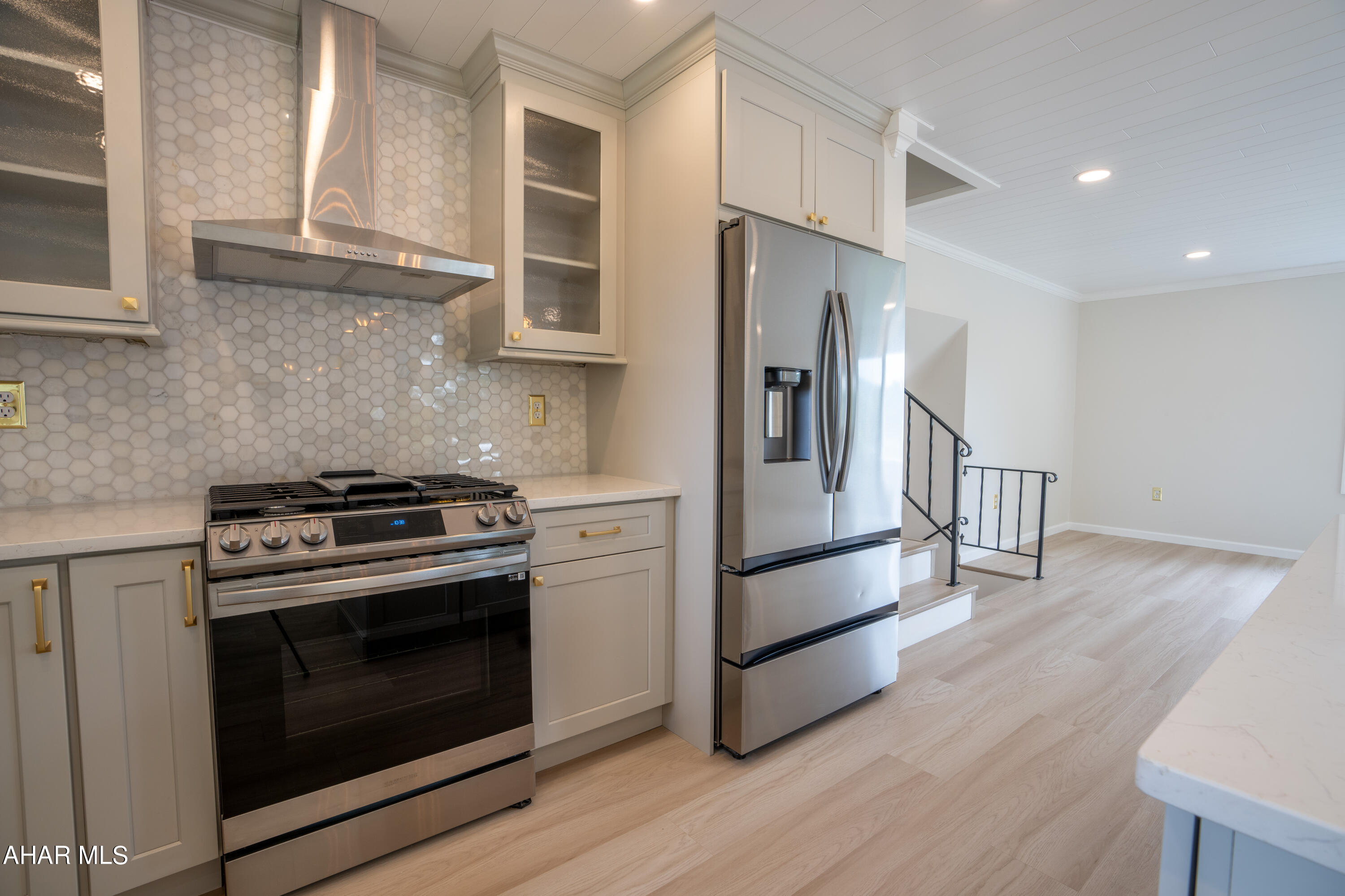 Rolling Hills - Residential