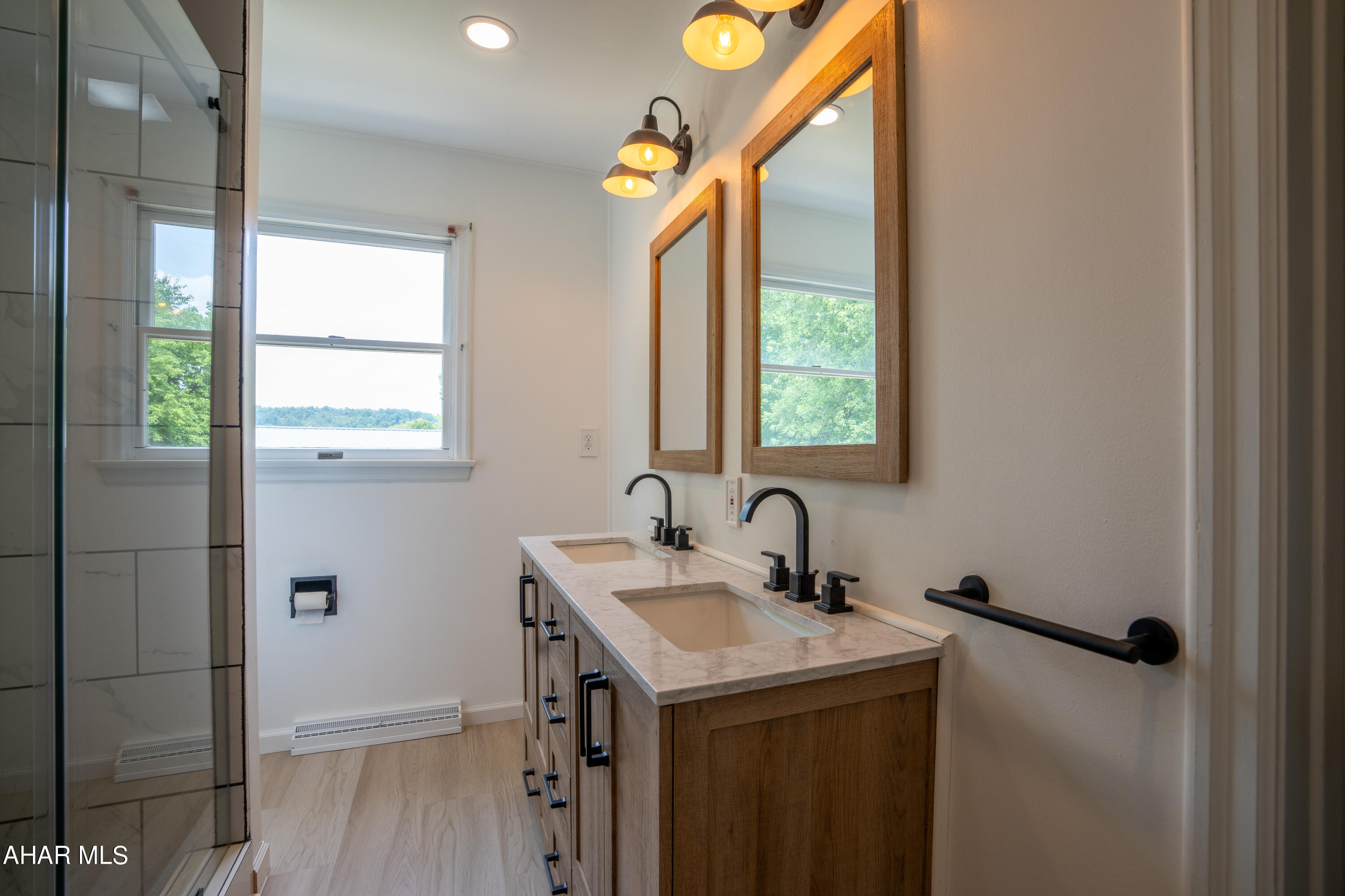 Rolling Hills - Residential