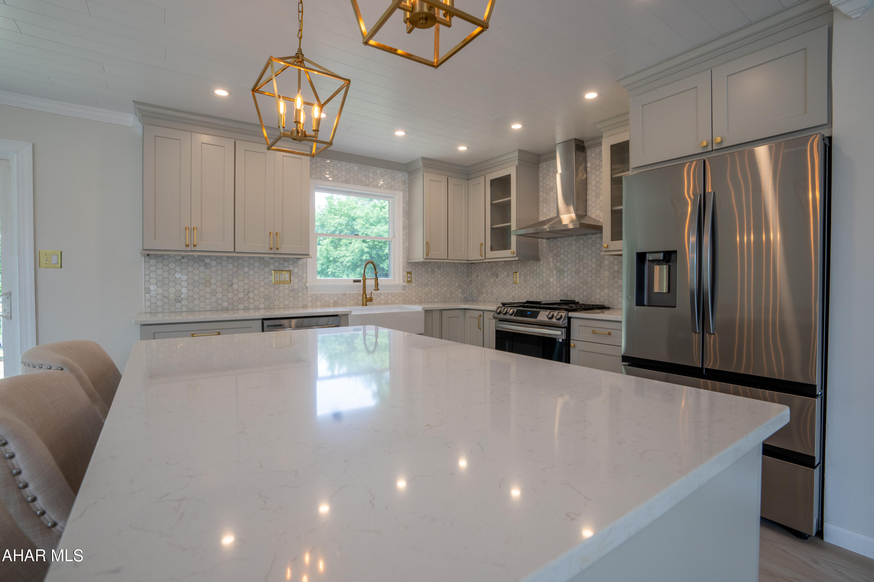 Rolling Hills - Residential