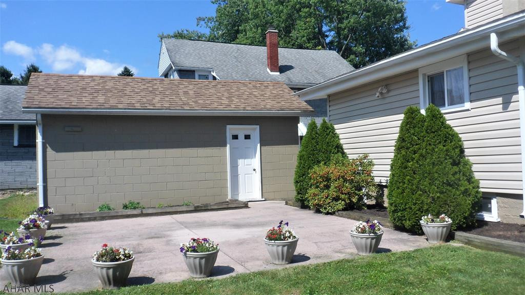 Llyswen - Residential