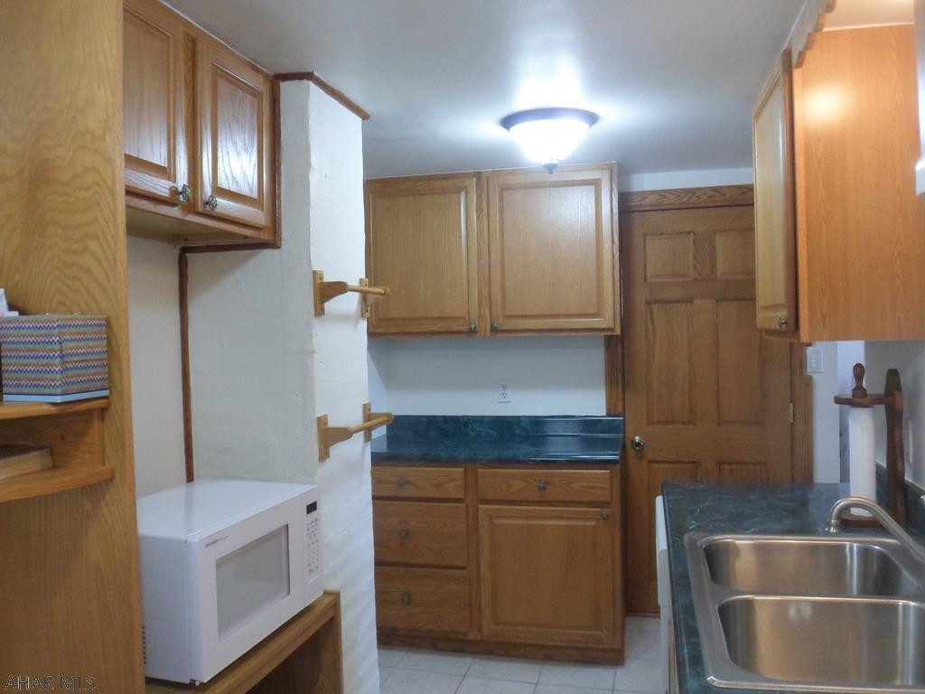 Llyswen - Residential