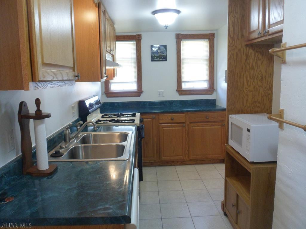 Llyswen - Residential