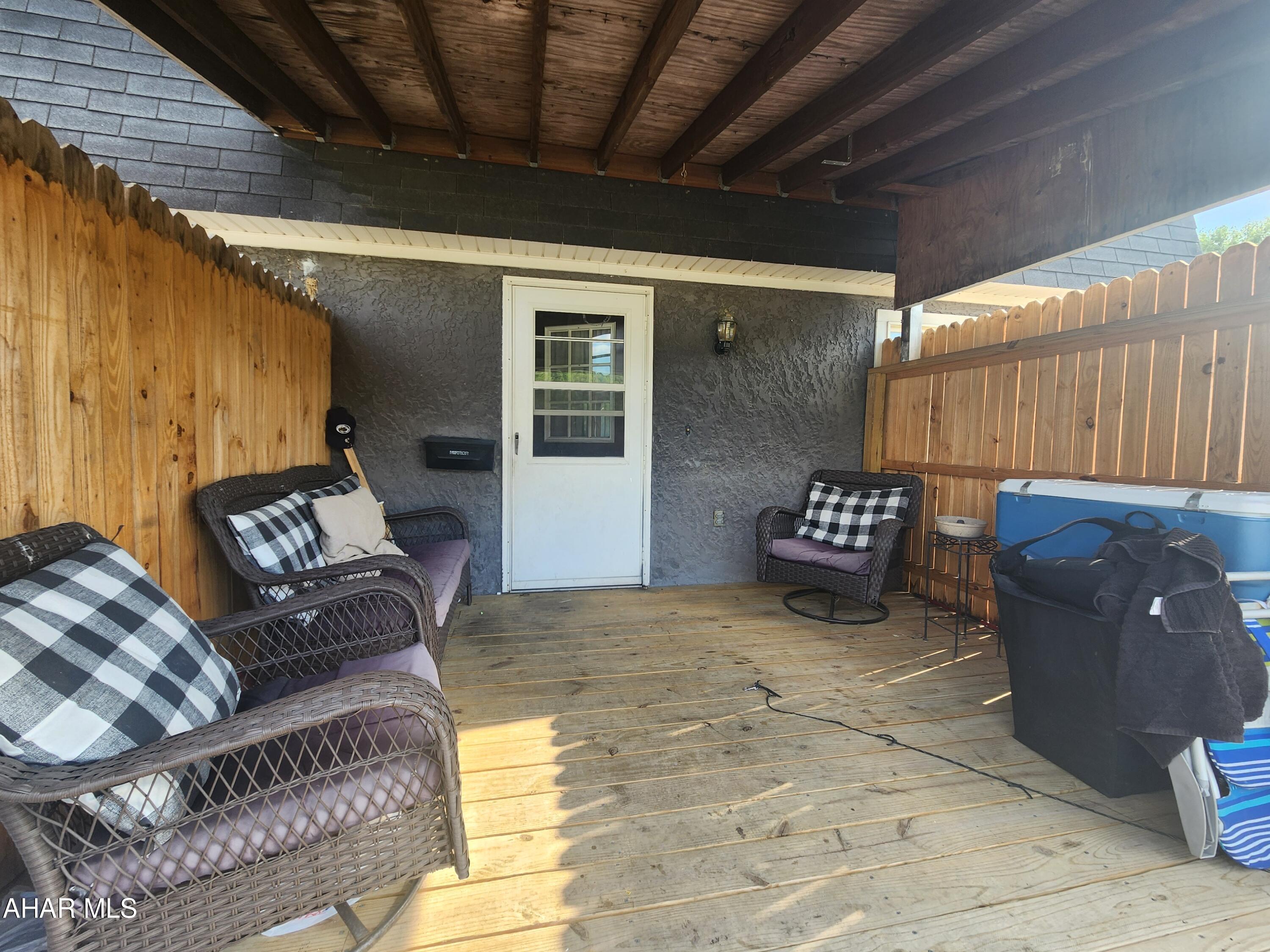 Maple Hollow - Residential