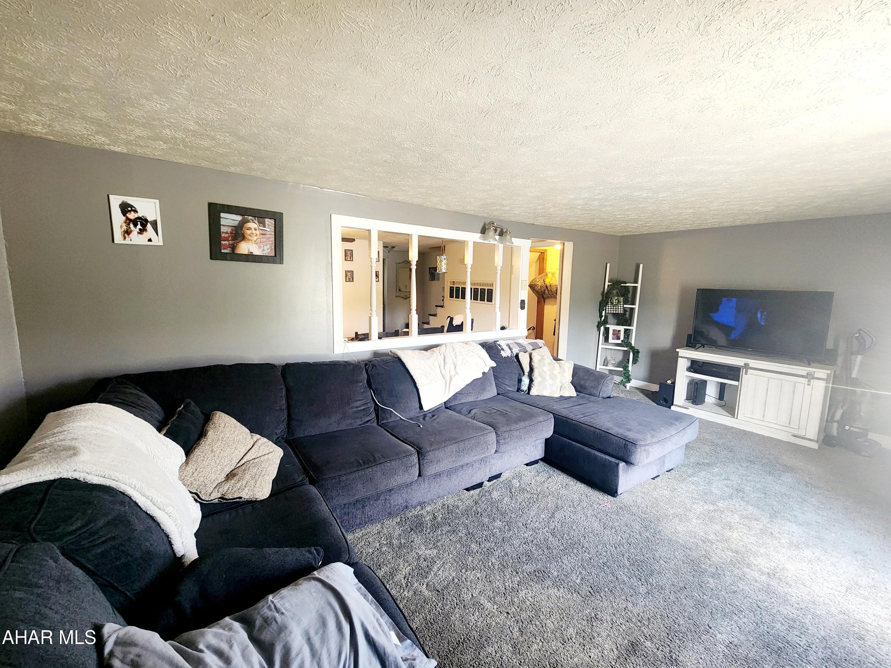 Maple Hollow - Residential