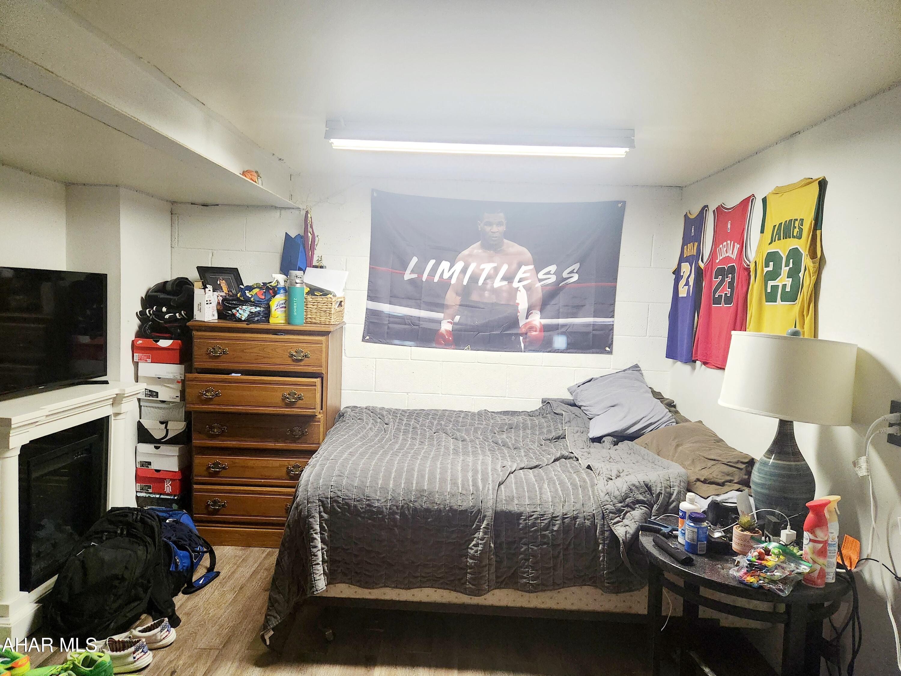 Maple Hollow - Residential