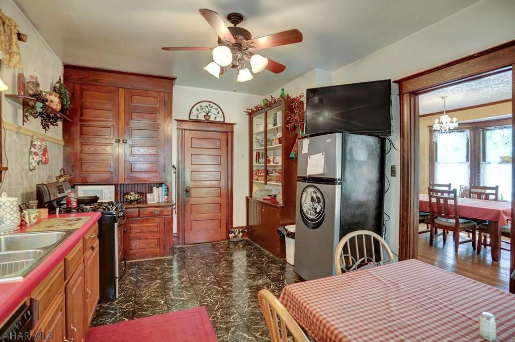 Unknown - Residential