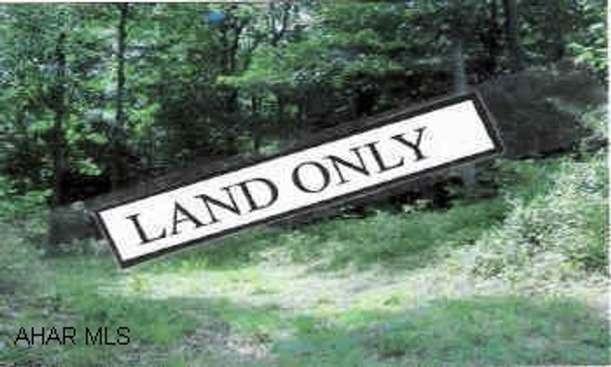 NICE 1/2 ACRE HOME LOT IN GLENDALE YEAROUND.