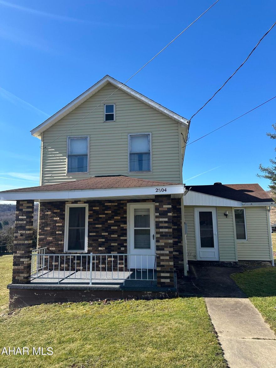 Handyman special in Northern Cambria! Great opportunity to make this home your own!