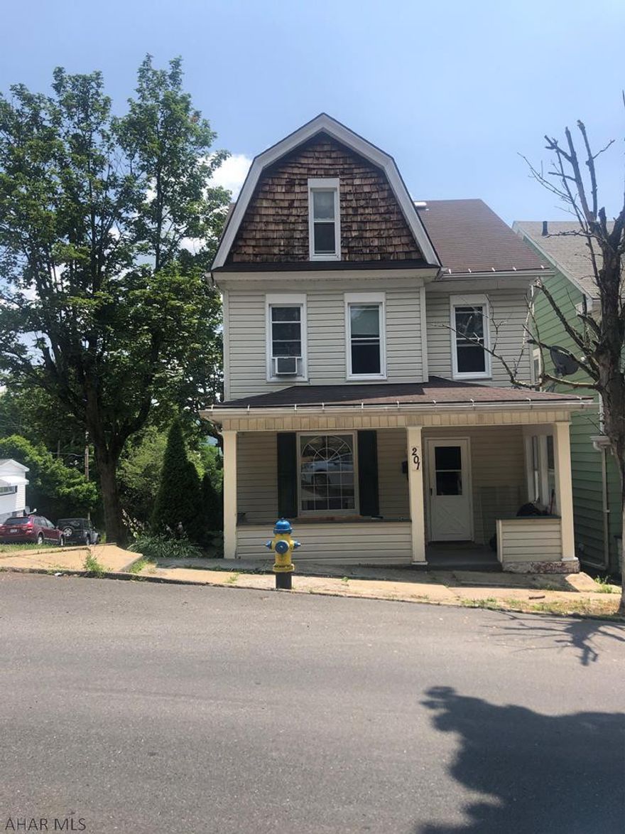 This house would make a perfect starter home.  Large spacious living and dining rooms.  Kitchen has plenty of cabinets for storage and first floor laundry in mud room.  Fenced yard, corner lot, off street parking.