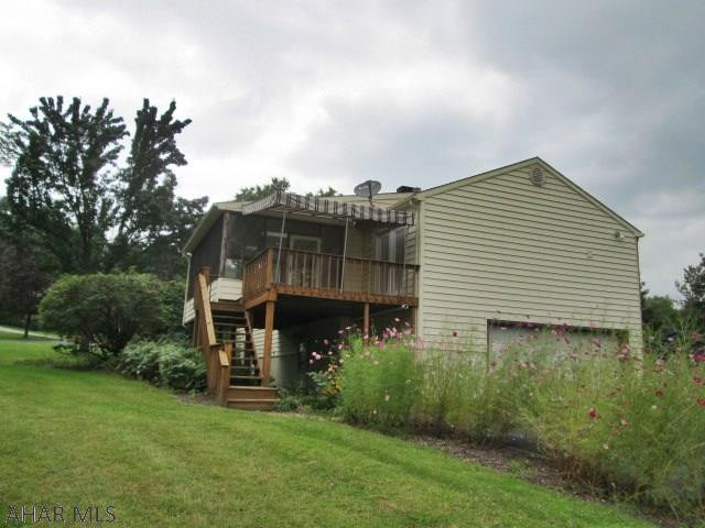 Holiday Manor - Residential