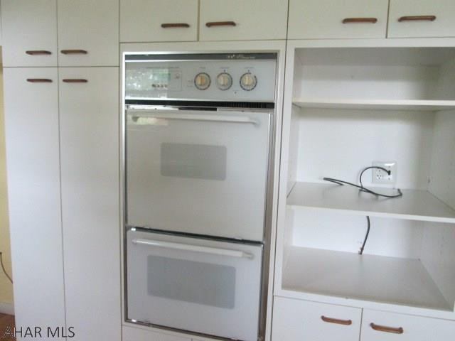 Holiday Manor - Residential